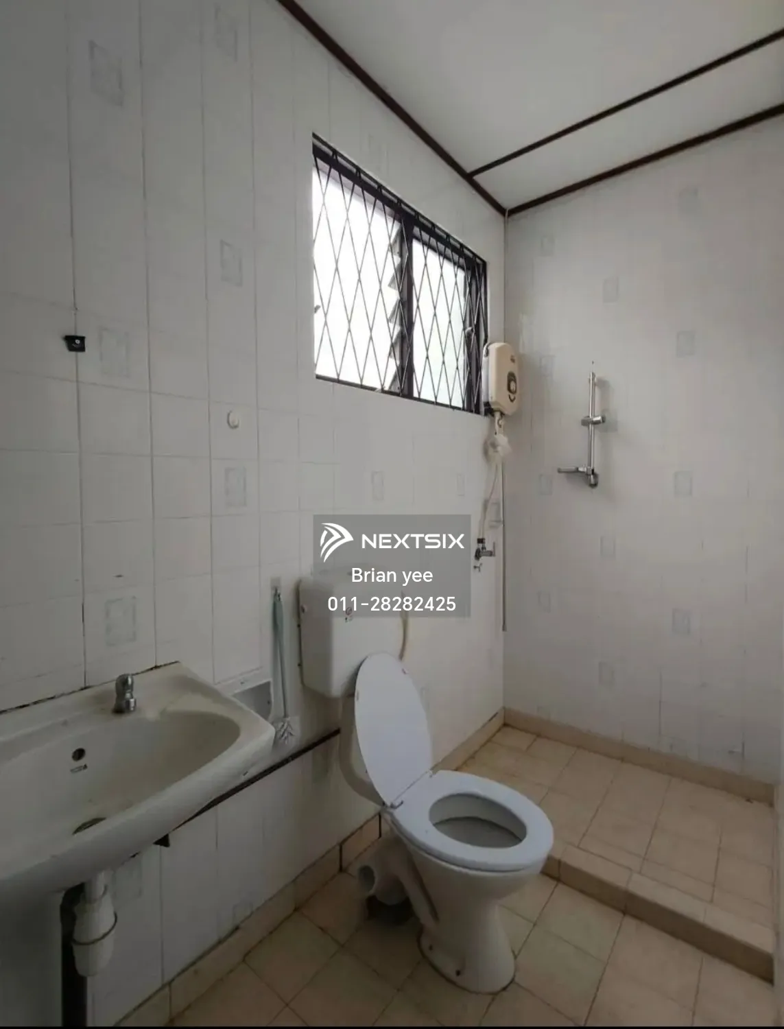 2-sty Terrace/Link House For Sale in Kuching Sarawak - Image 7