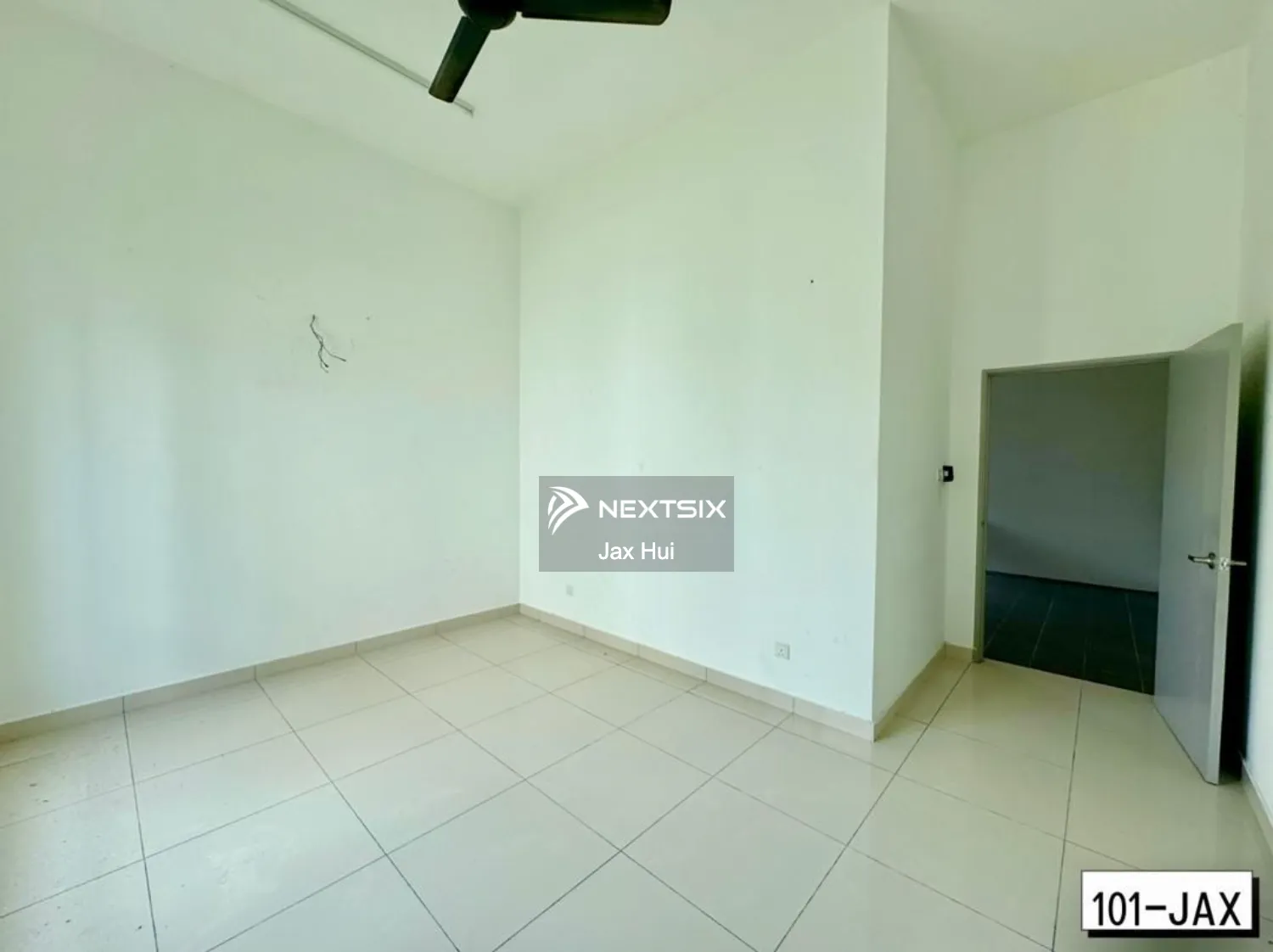 Semi-detached House For Sale in Klang Selangor - Image 11