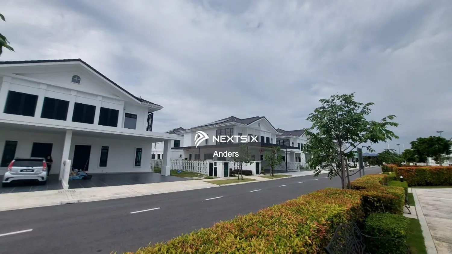 Semi-detached House For Sale in Batu Kawan Penang