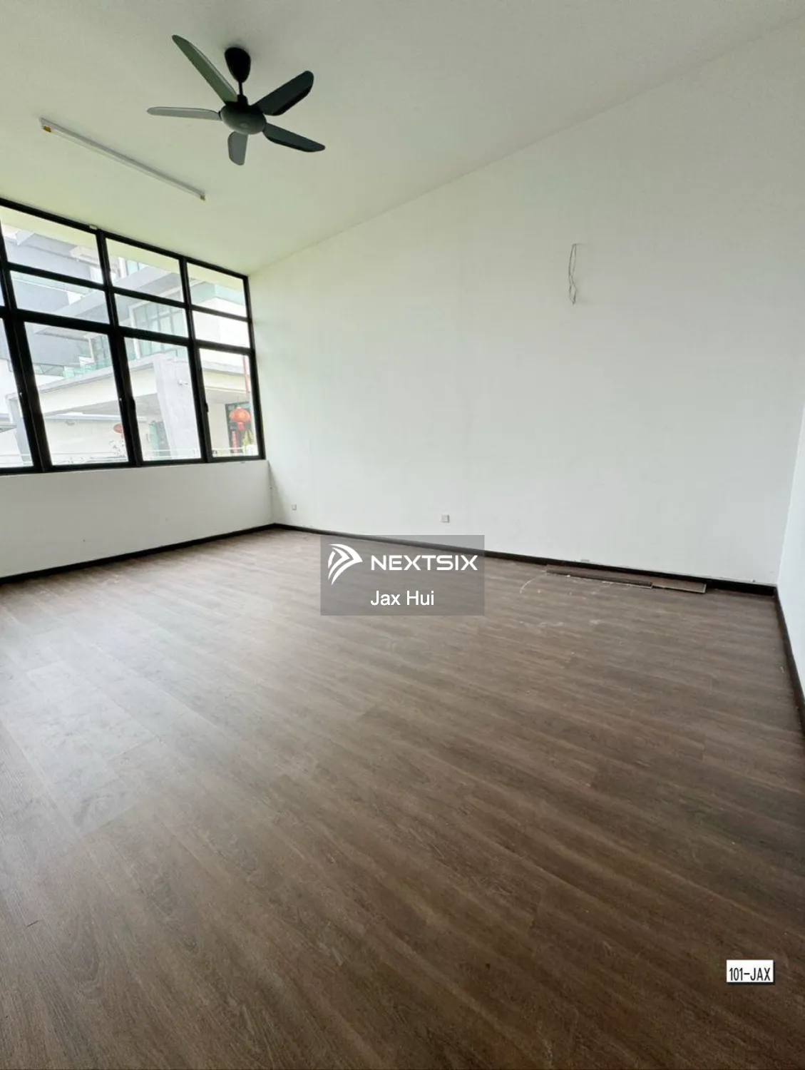 Bungalow For Sale in Klang Selangor - Image 11