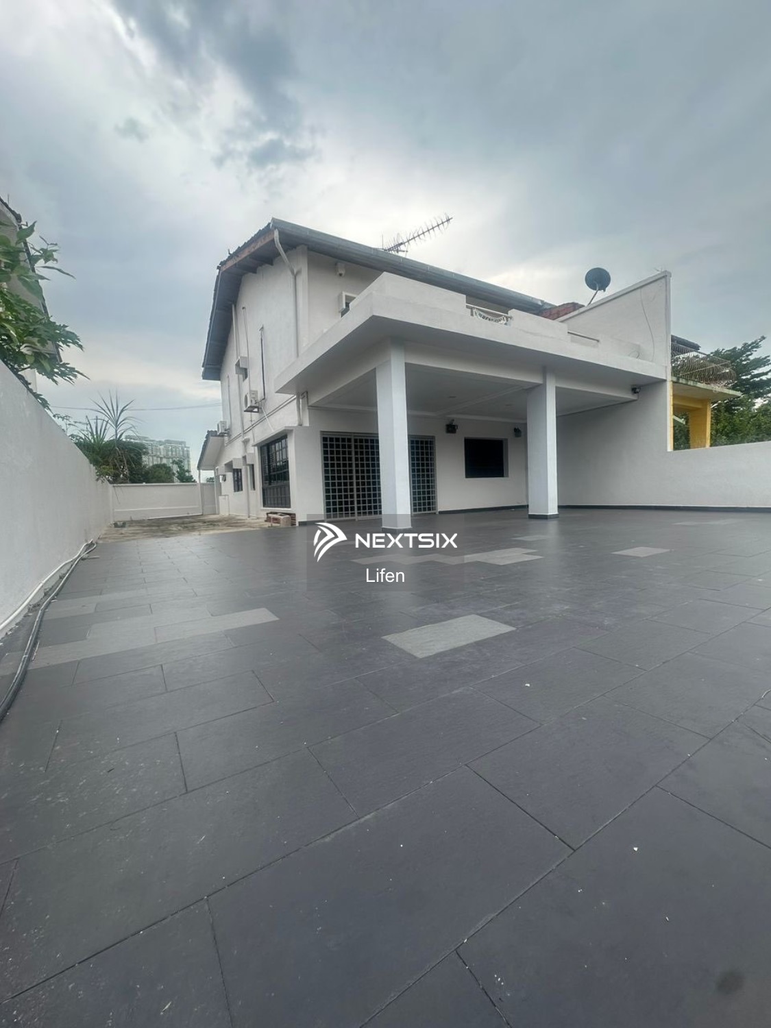 Semi-detached House For Rent in Johor Bahru Johor
