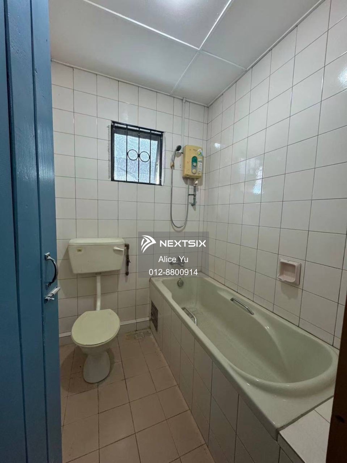 Semi-detached House For Sale in Sibu Sarawak - Image 5