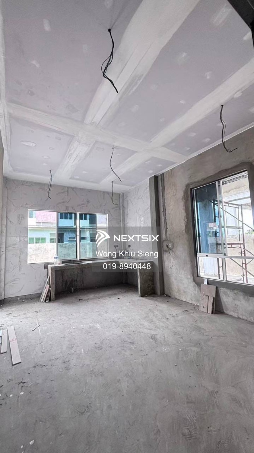 Semi-detached House For Sale in Sibu Sarawak - Image 6