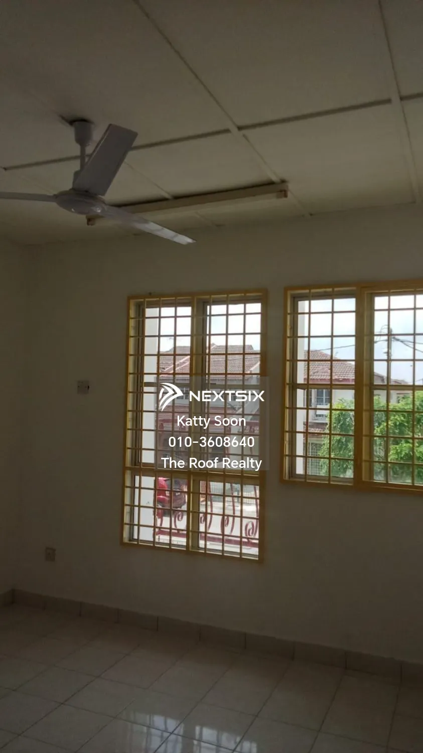 2-sty Terrace/Link House For Rent in Puchong Selangor - Image 6