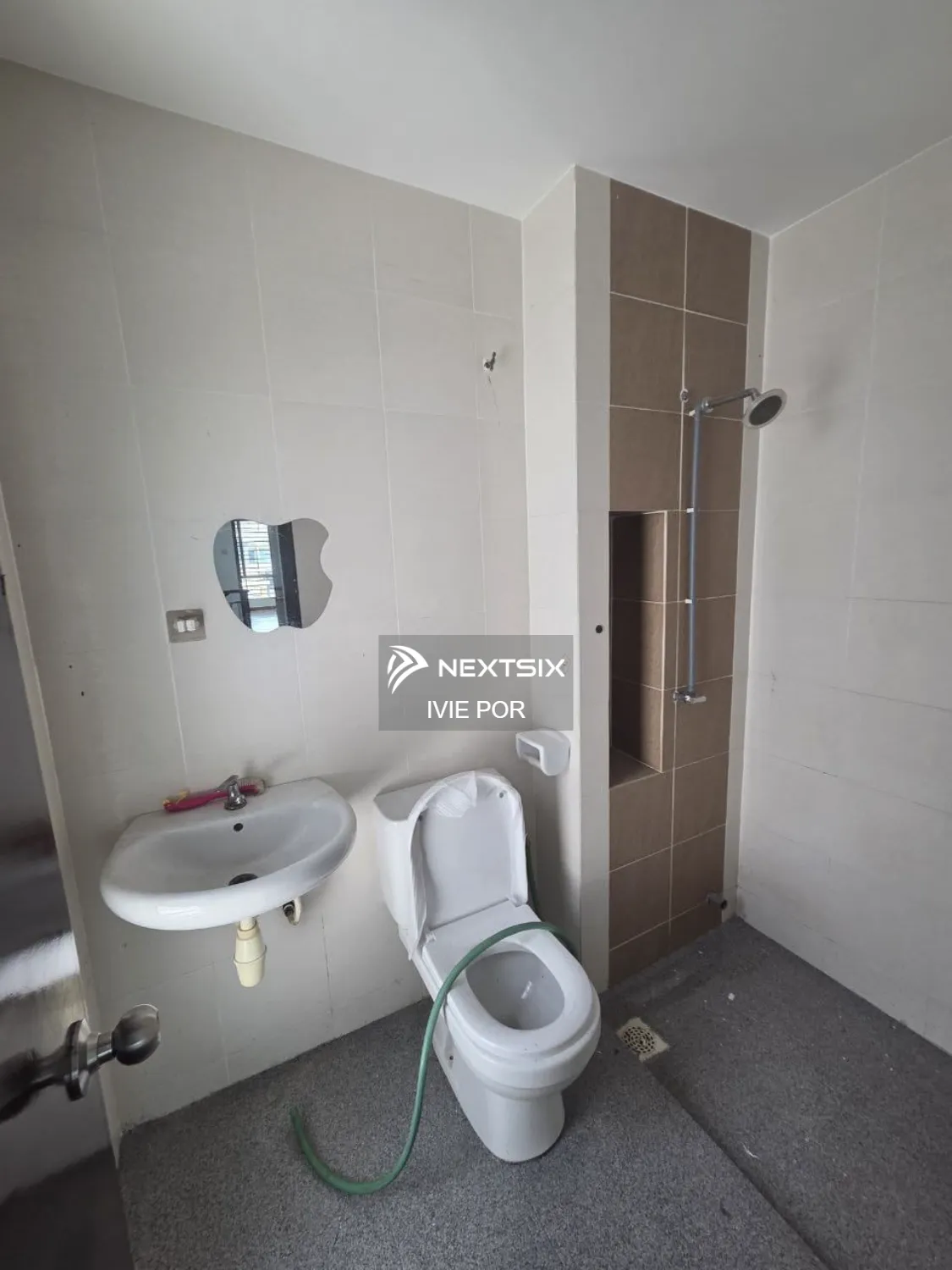 Semi-detached House For Sale in Klang Selangor - Image 7