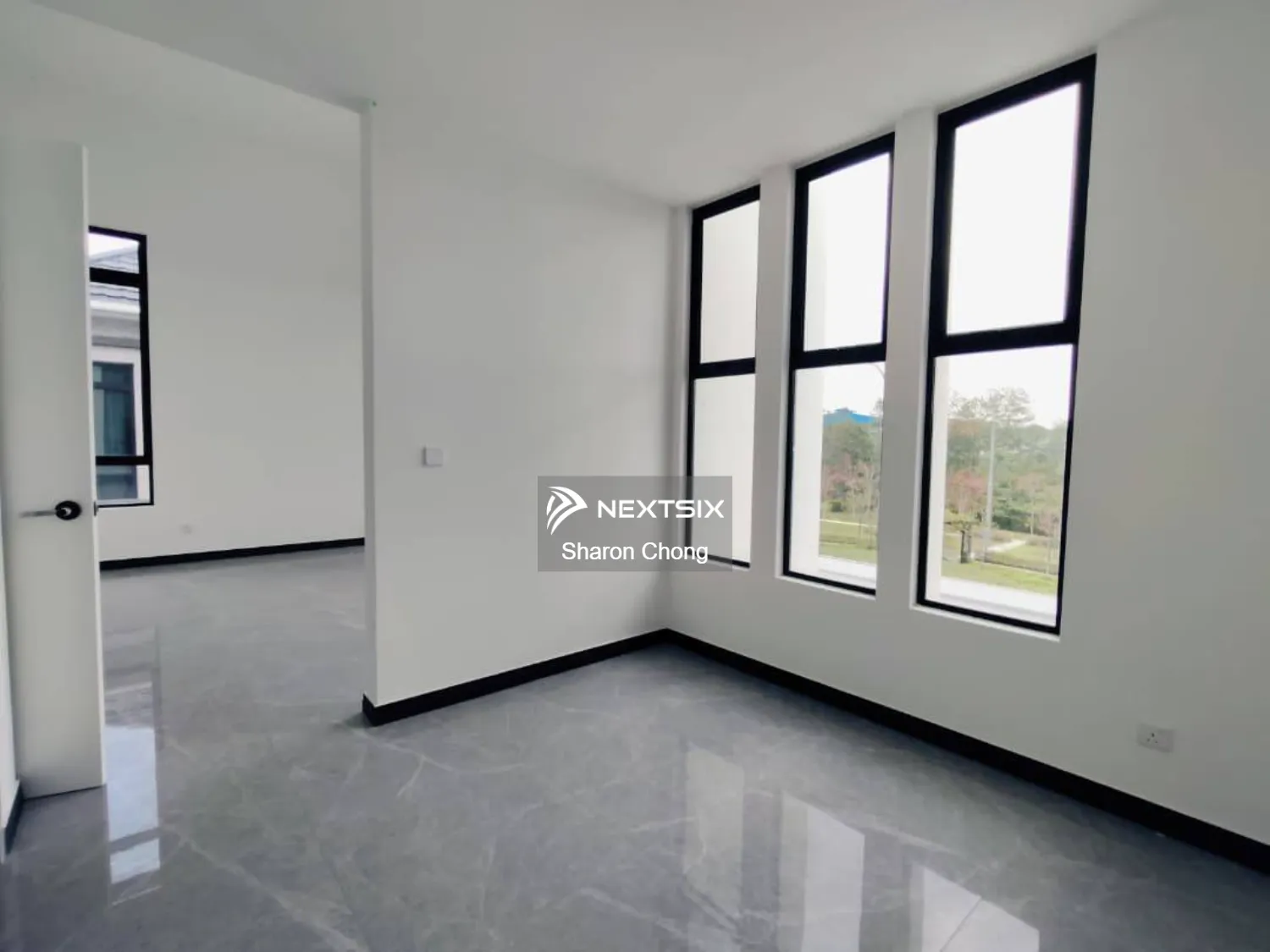 Semi-detached House For Sale in Setia Tropika Johor - Image 6