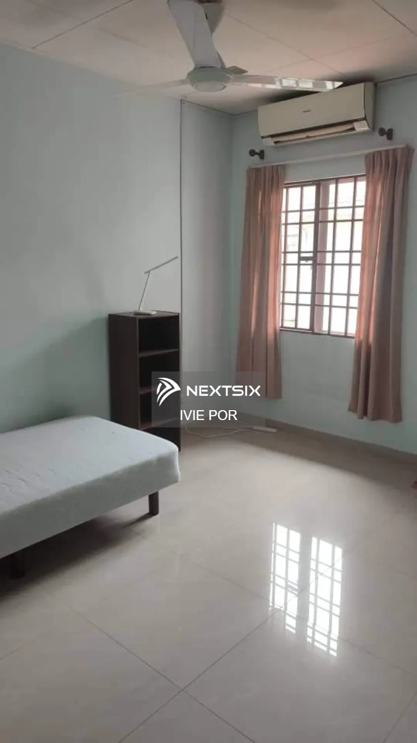 2-sty Terrace/Link House For Rent in Setia Alam Selangor - Image 6