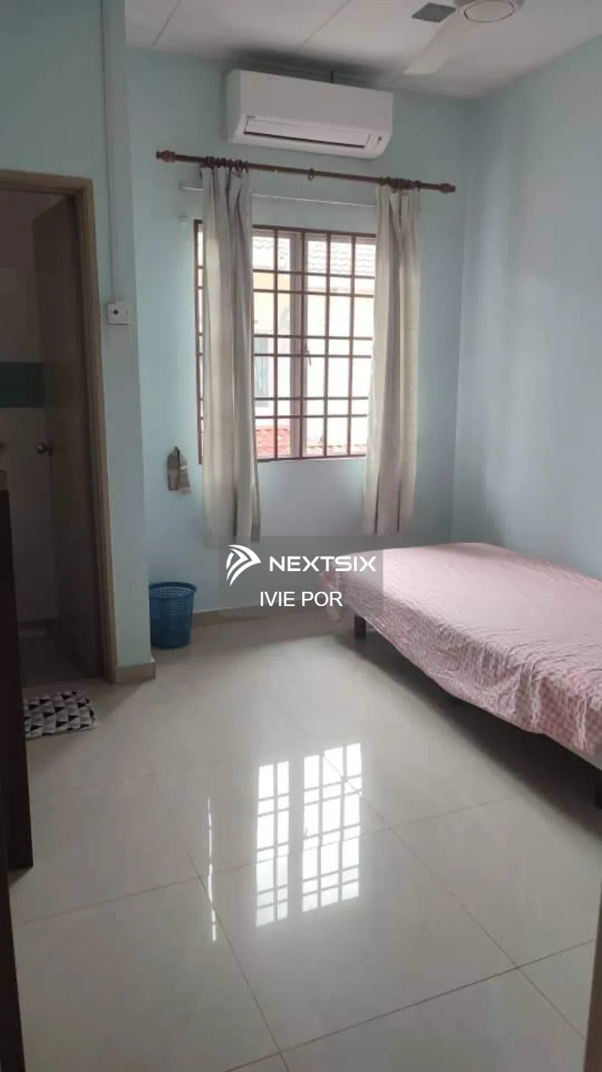 2-sty Terrace/Link House For Rent in Setia Alam Selangor - Image 7