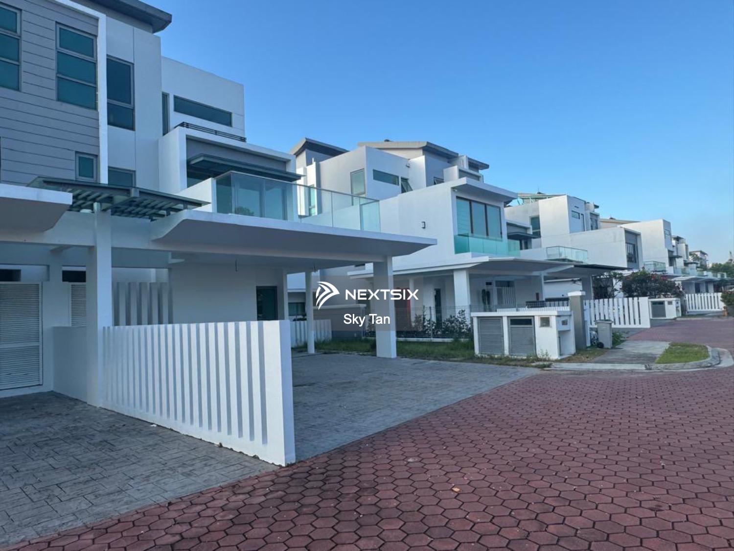 Semi-detached House For Sale in Tebrau Johor