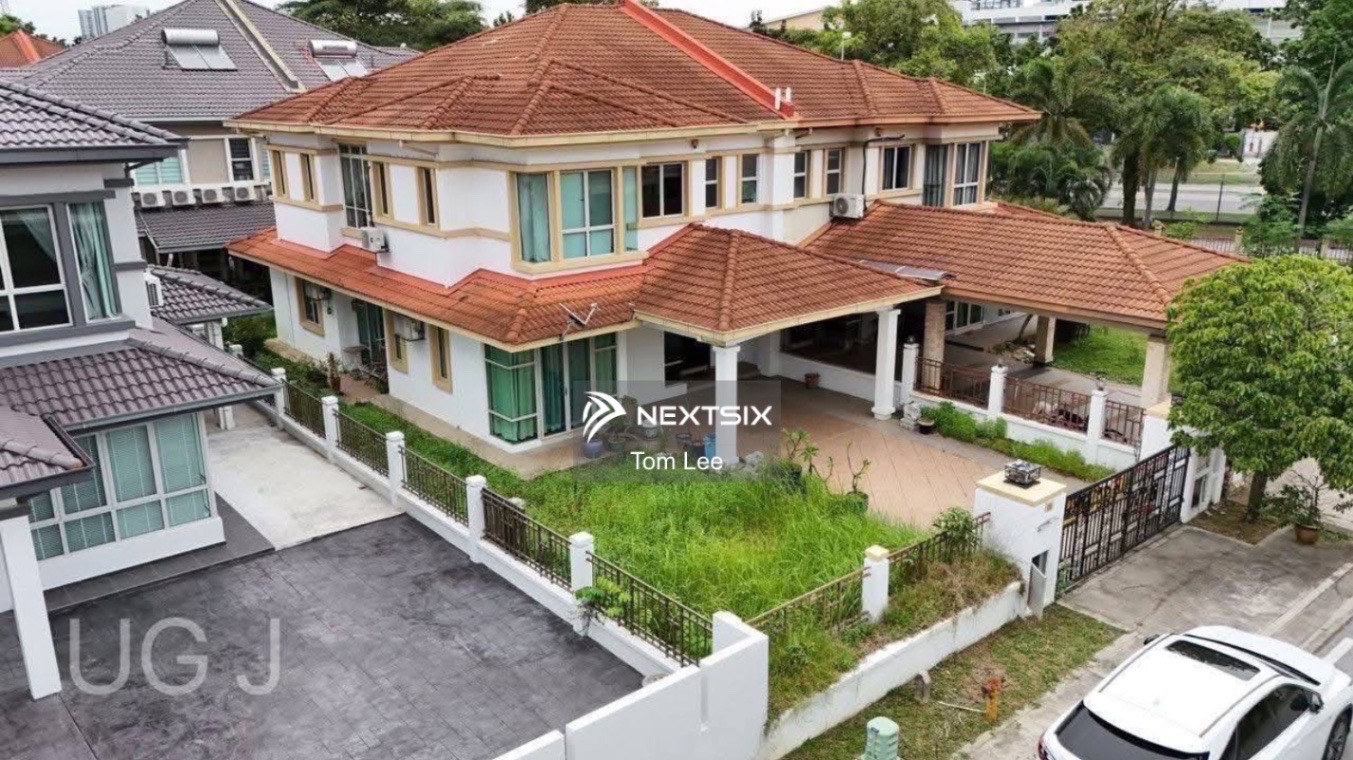 Semi-detached House For Sale in Ambang Botanic Selangor