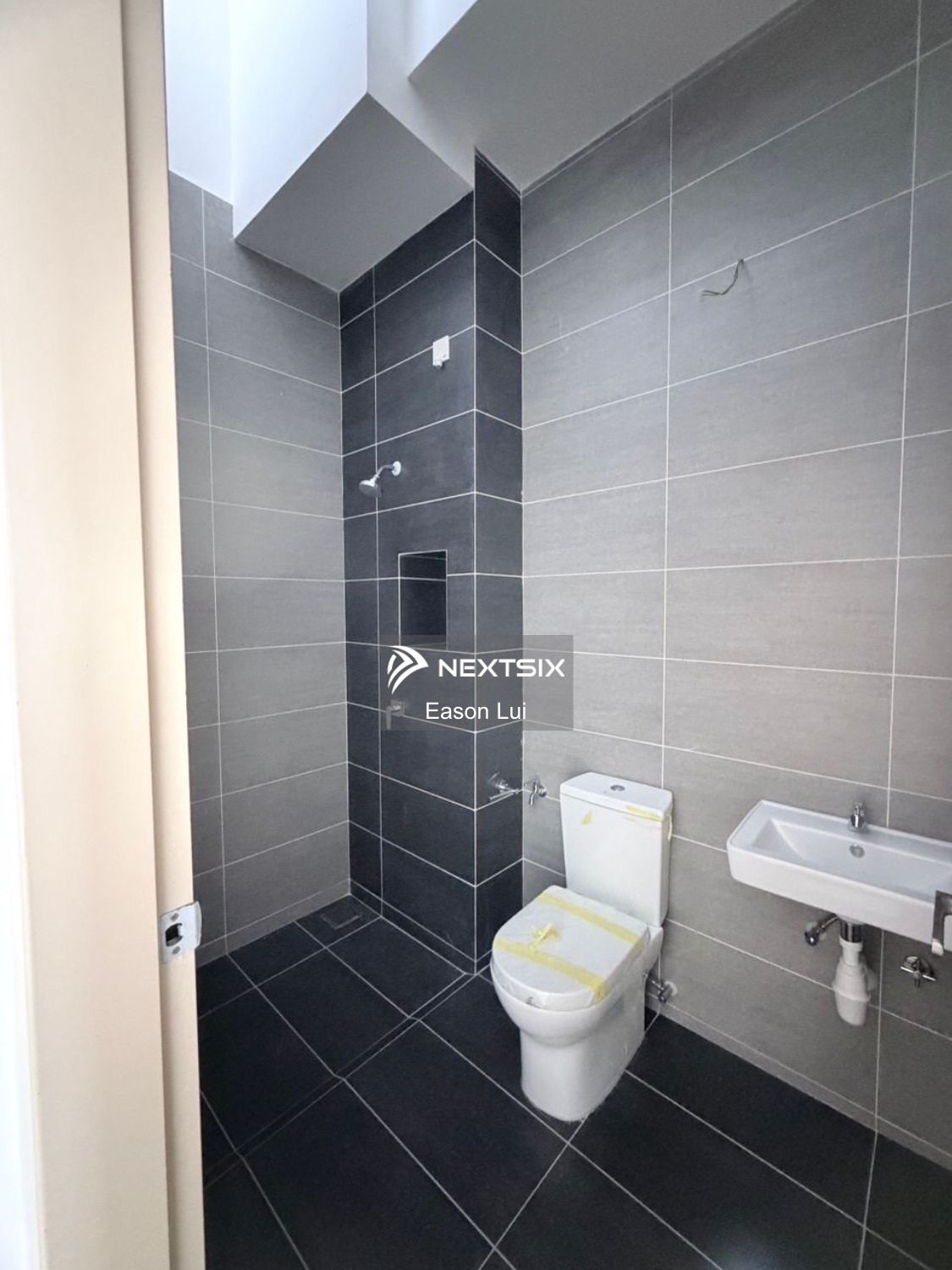 2-sty Terrace/Link House For Sale in Johor Bahru Johor - Image 9