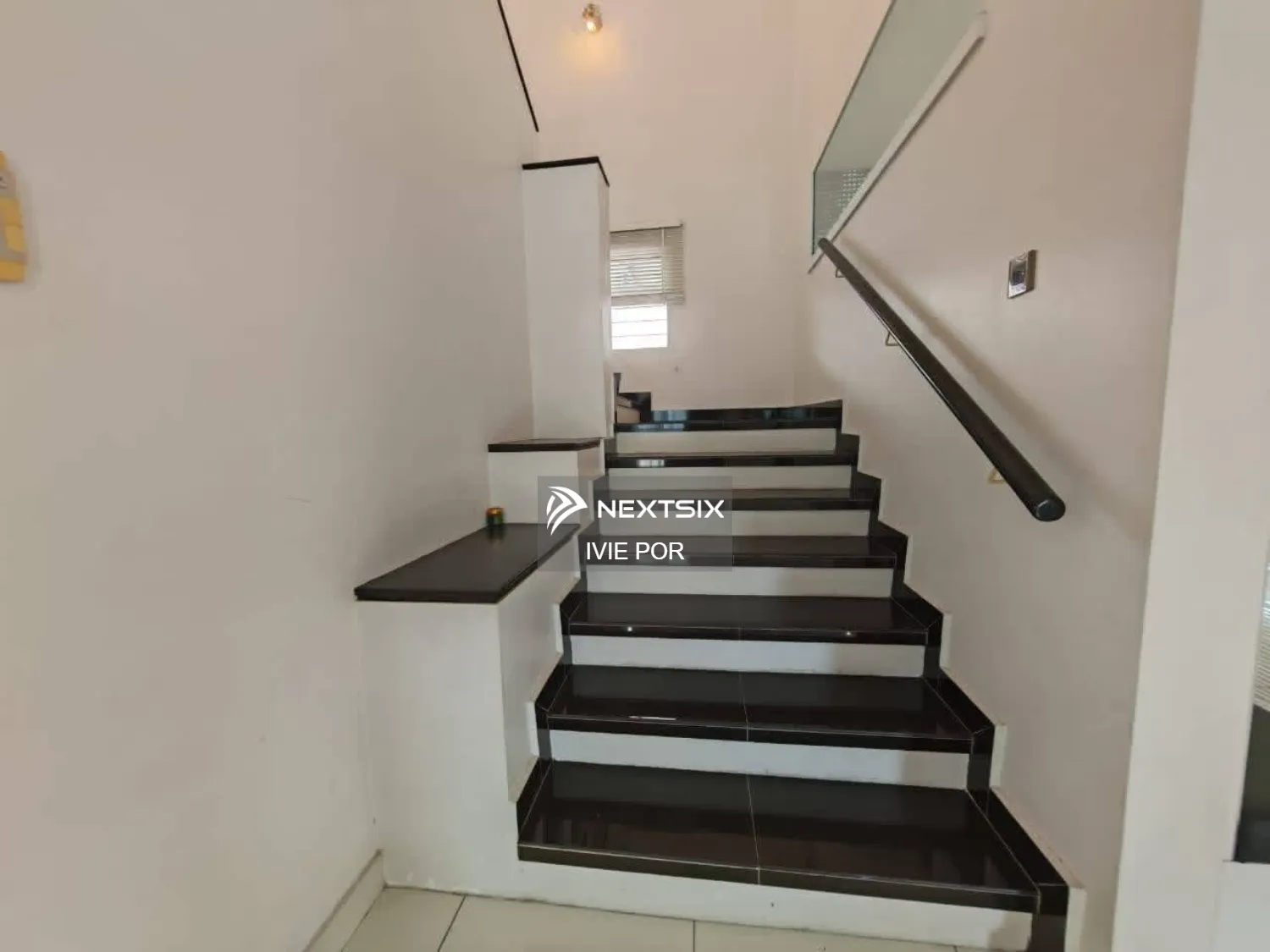 Bungalow For Sale in Bandar Botanic Selangor - Image 12