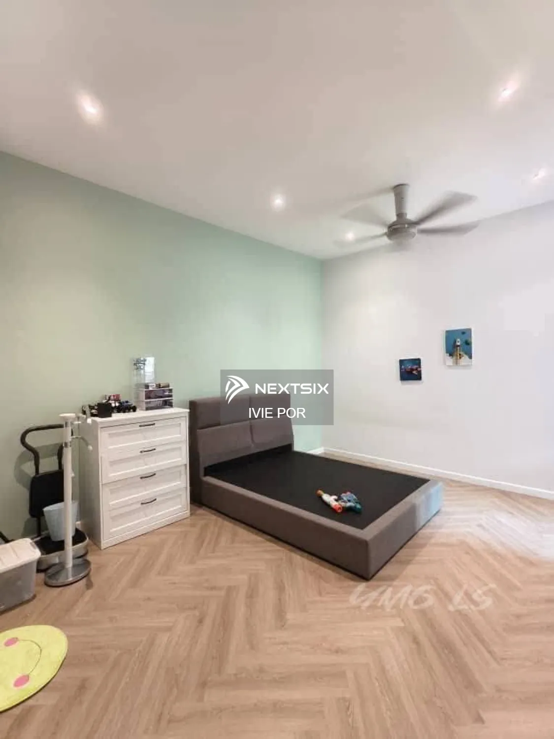 Semi-detached House For Sale in Klang Selangor - Image 9