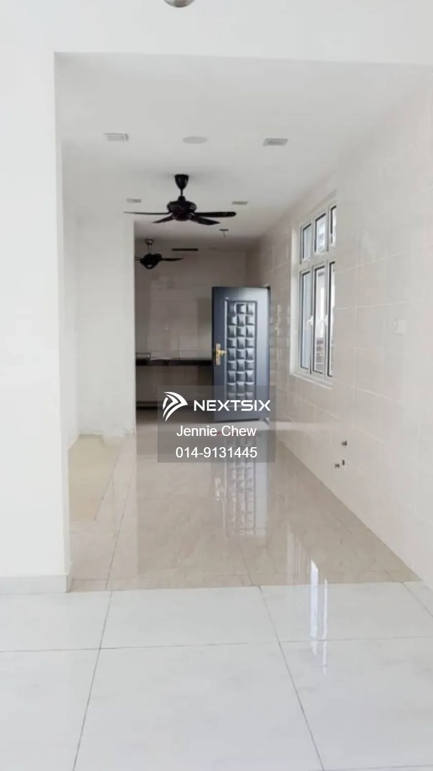 Semi-detached House For Sale in Setia Alam Selangor - Image 5