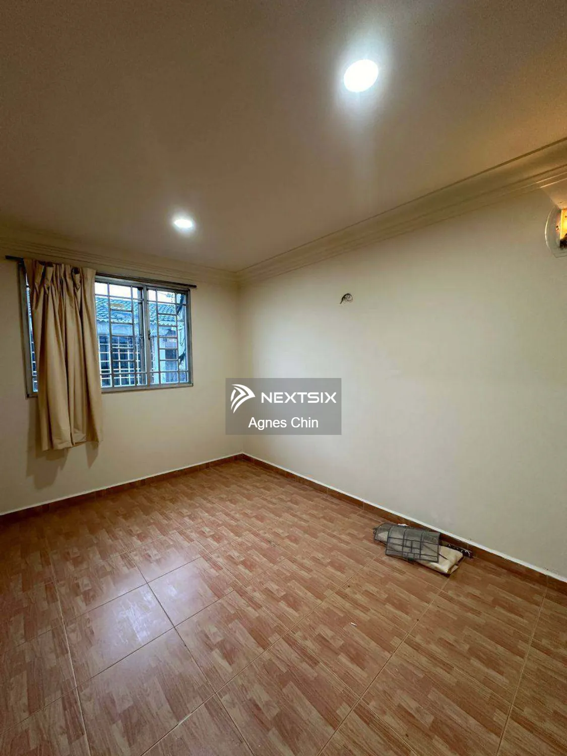 2-sty Terrace/Link House For Rent in Permas Jaya Johor - Image 5