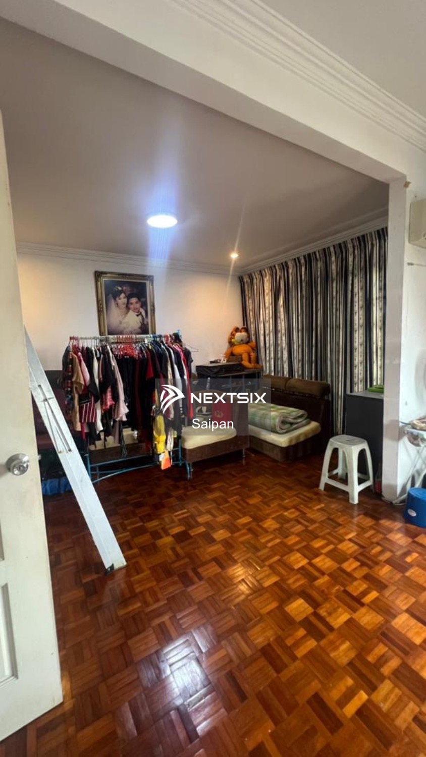 2.5-sty Terrace/Link House For Sale in Kuching Sarawak - Image 10