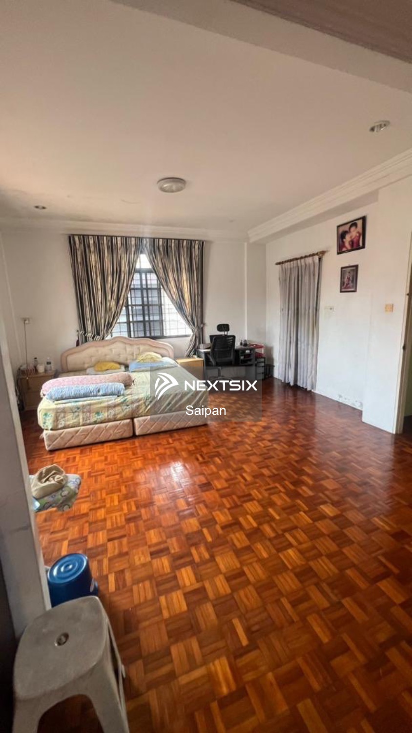 2.5-sty Terrace/Link House For Sale in Kuching Sarawak - Image 4