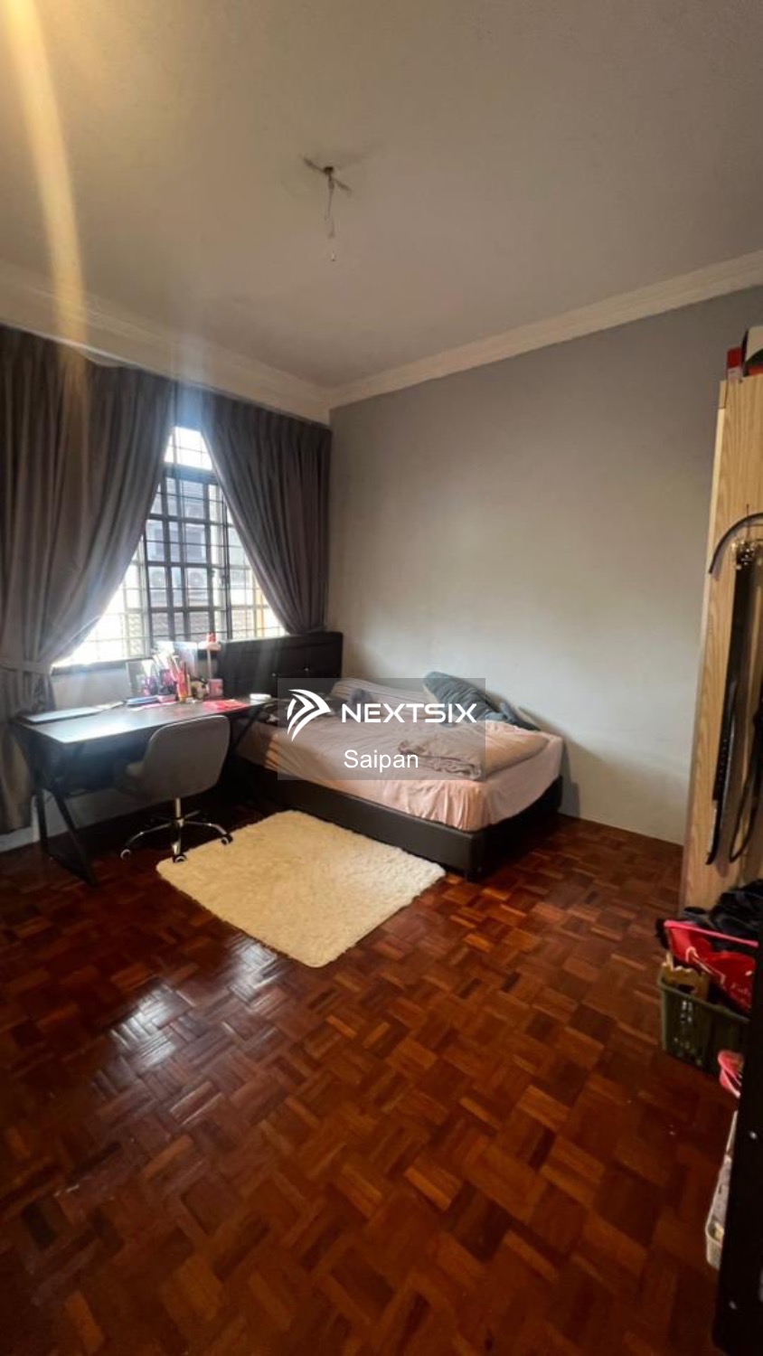 2.5-sty Terrace/Link House For Sale in Kuching Sarawak - Image 5