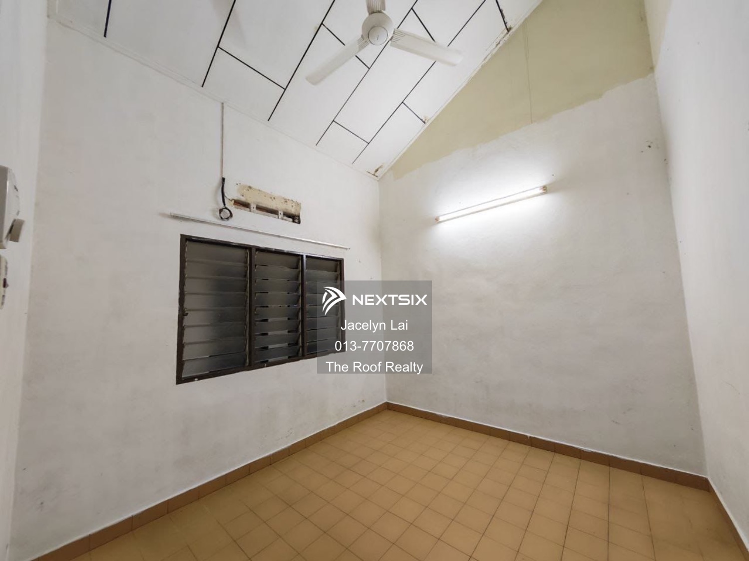 2-sty Terrace/Link House For Sale in Parit Raja Johor - Image 9