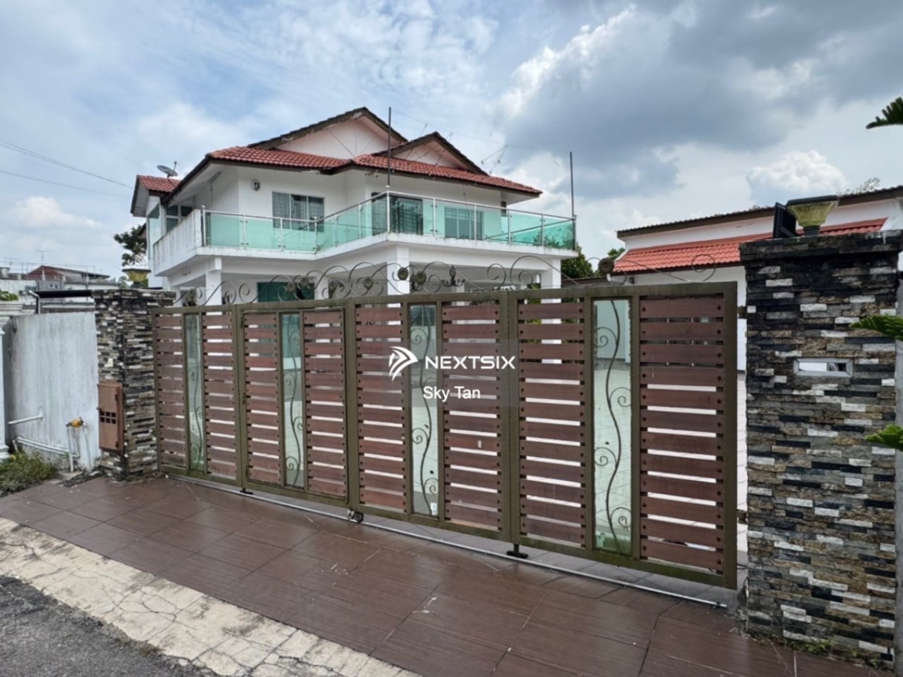 Bungalow For Sale in Tampoi Johor