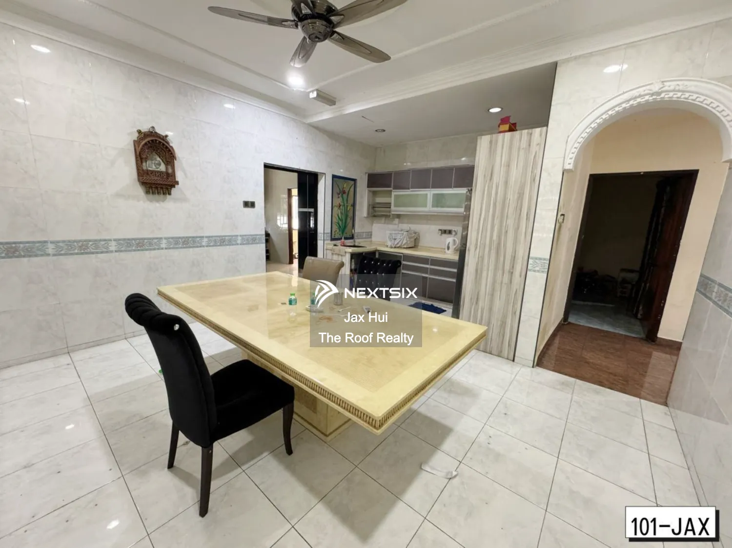 Semi-detached House For Sale in Kota Kemuning Selangor - Image 5