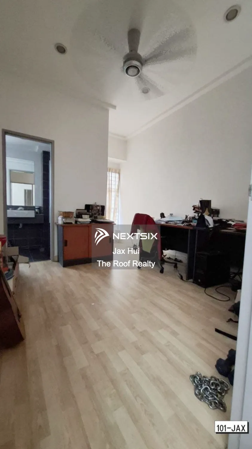 2-sty Terrace/Link House For Sale in Bandar Bukit Raja Selangor - Image 7