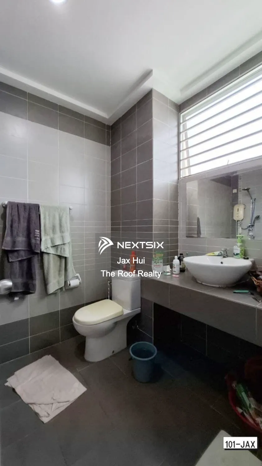 2-sty Terrace/Link House For Sale in Bandar Bukit Raja Selangor - Image 9