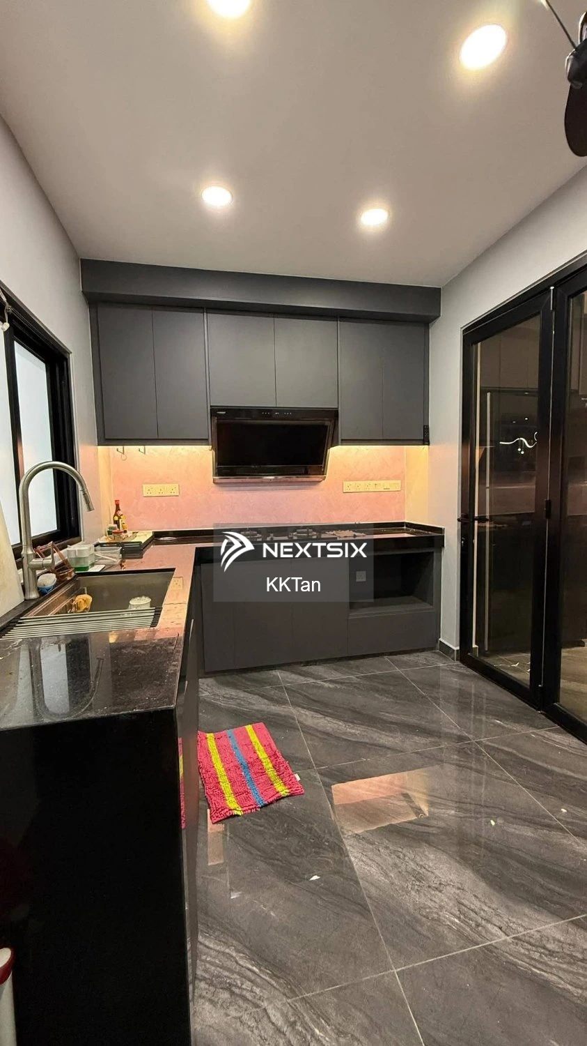 3-sty Terrace/Link House For Sale in Bandar Botanic Selangor - Image 11