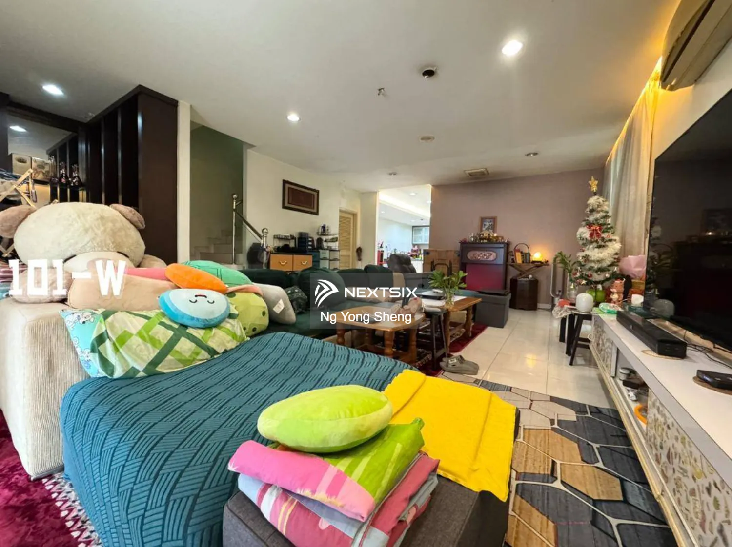 Semi-detached House For Sale in Klang Selangor