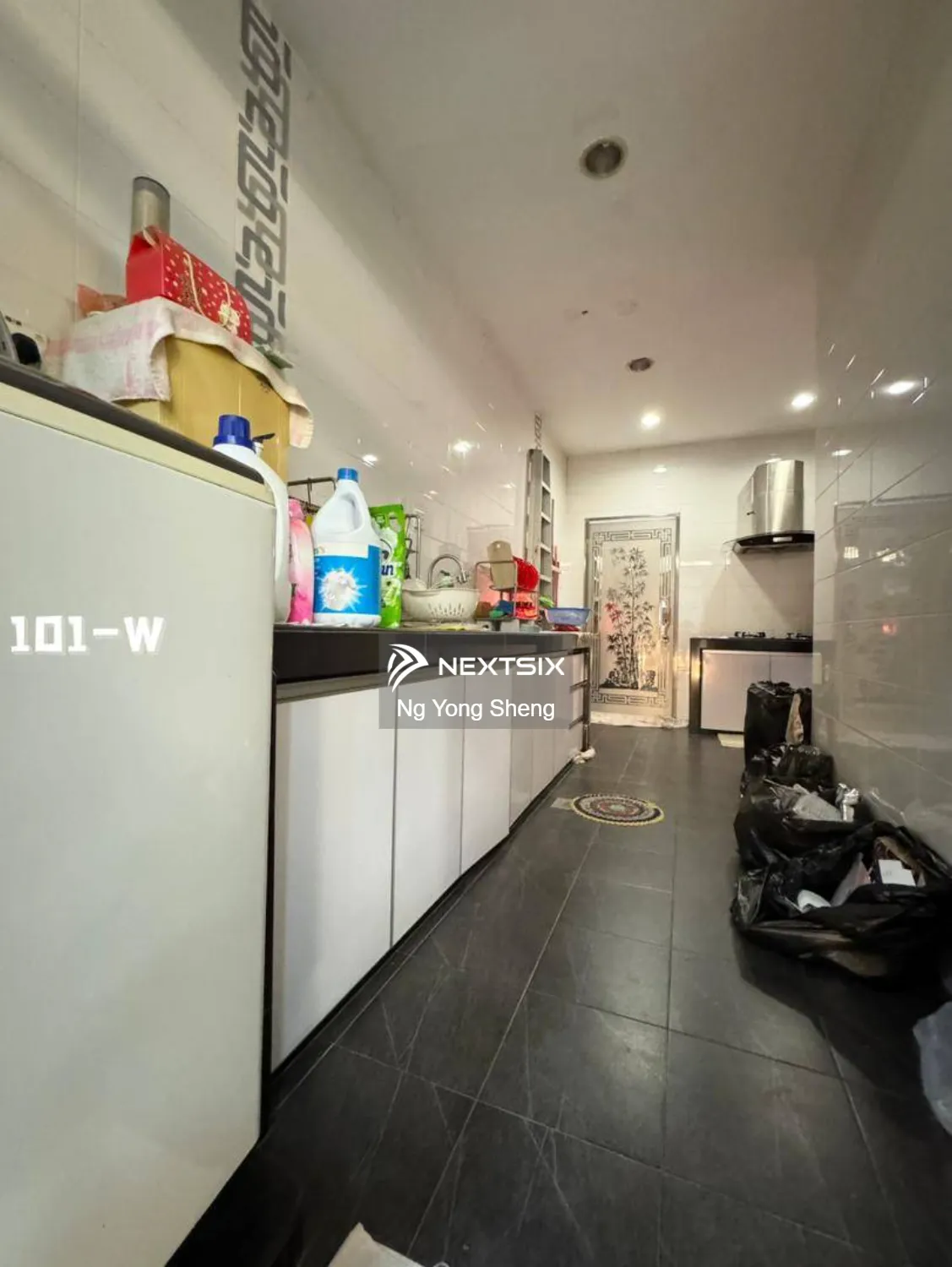 Semi-detached House For Sale in Klang Selangor - Image 5