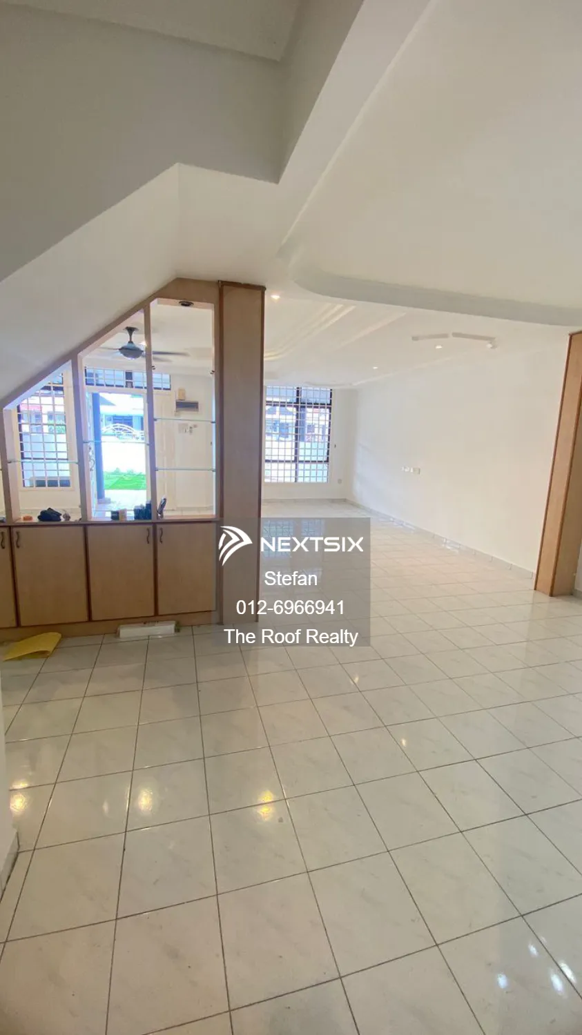 2-sty Terrace/Link House For Sale in Ulu Tiram Johor - Image 4