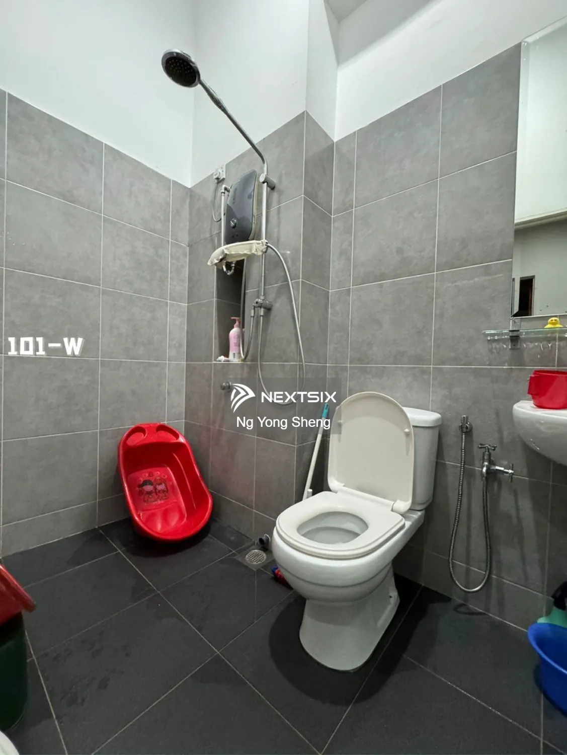 Semi-detached House For Sale in Klang Selangor - Image 12