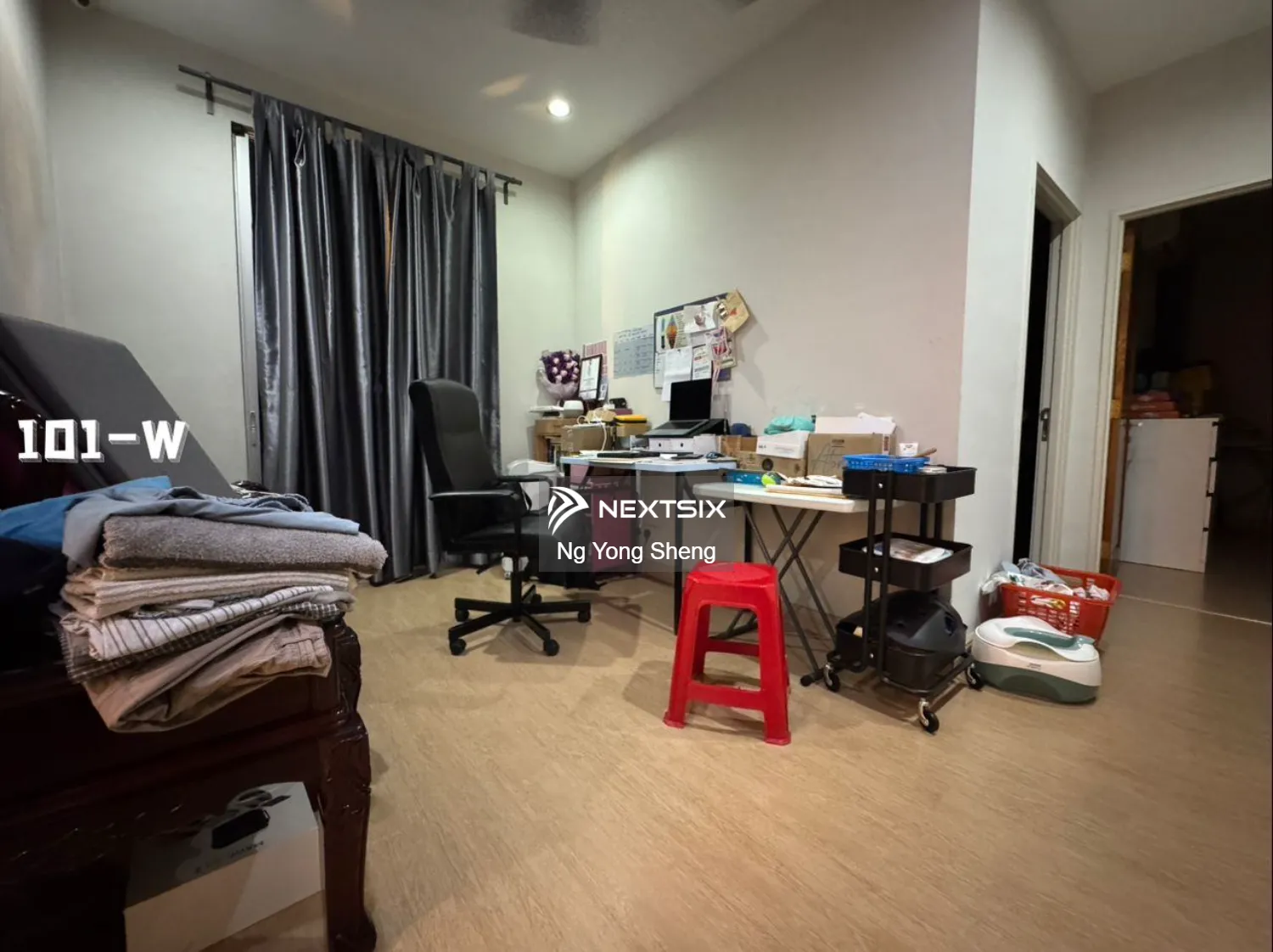 Semi-detached House For Sale in Klang Selangor - Image 9