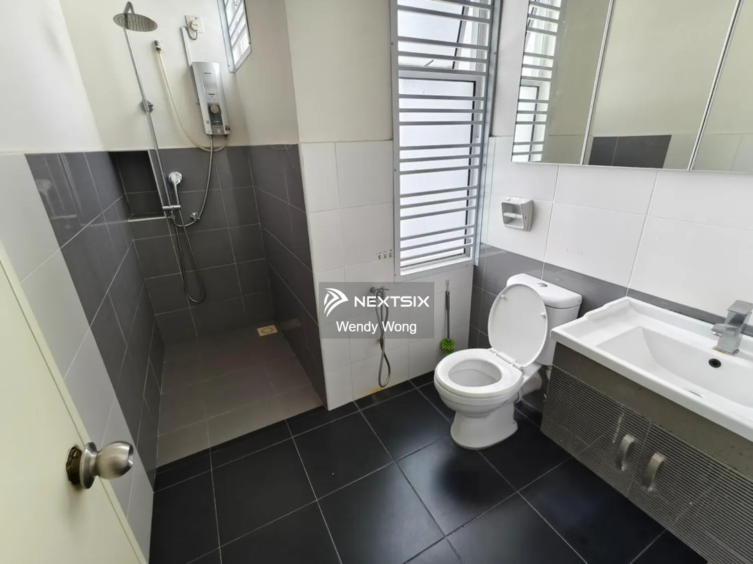 2-sty Terrace/Link House For Sale in Setia Indah Johor - Image 16