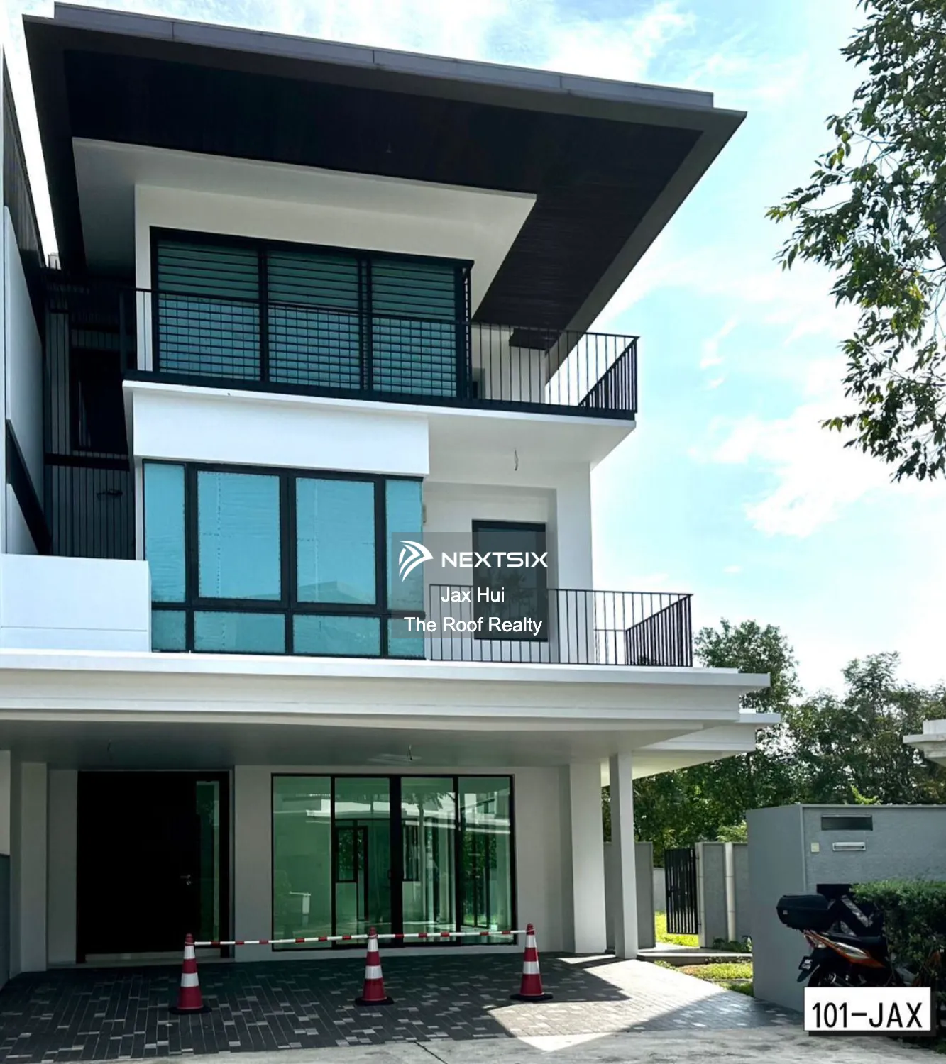 3-sty Superlink House For Sale in Setia Alam Selangor
