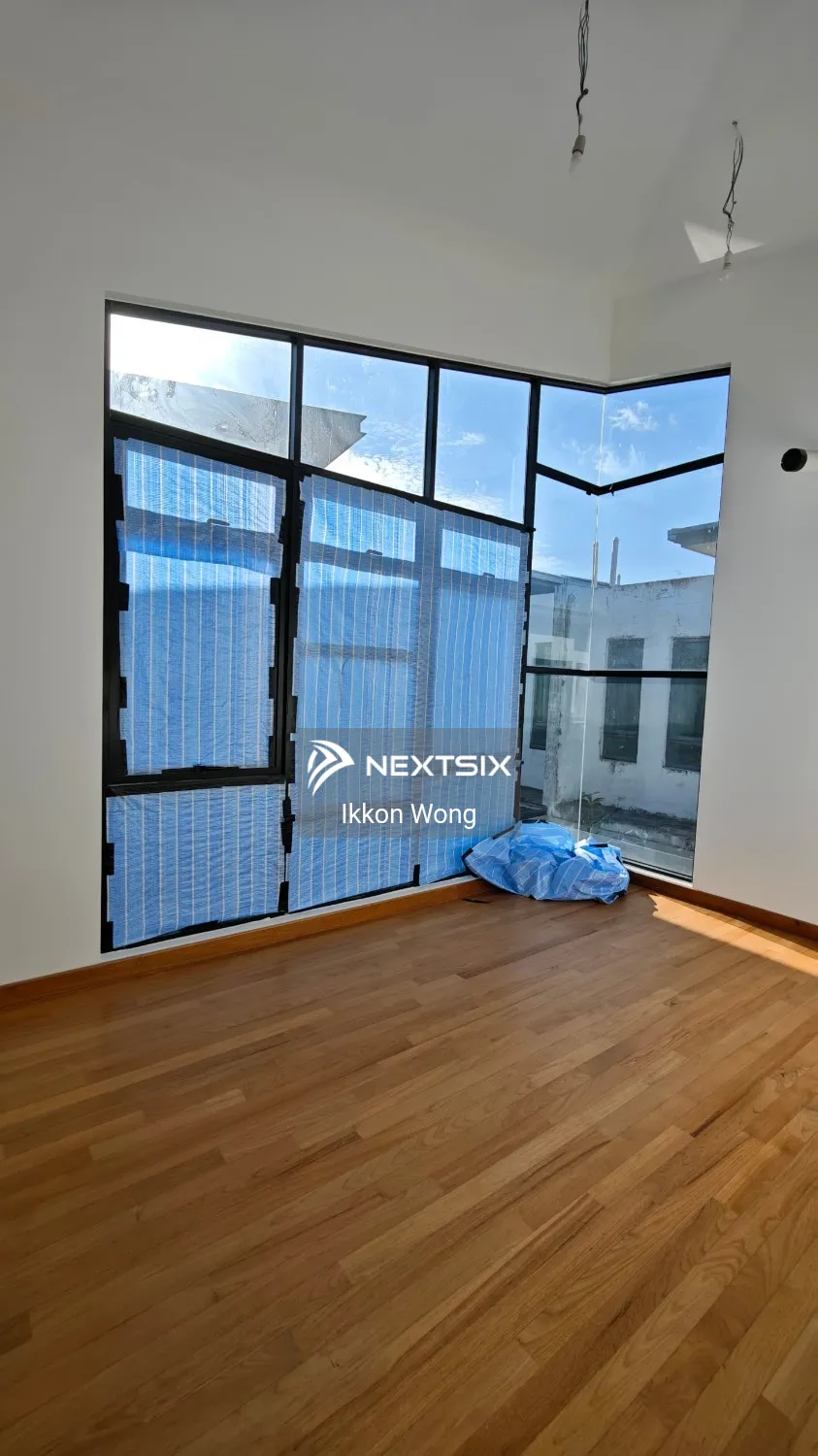 Bungalow For Sale in Gelang Patah Johor - Image 5