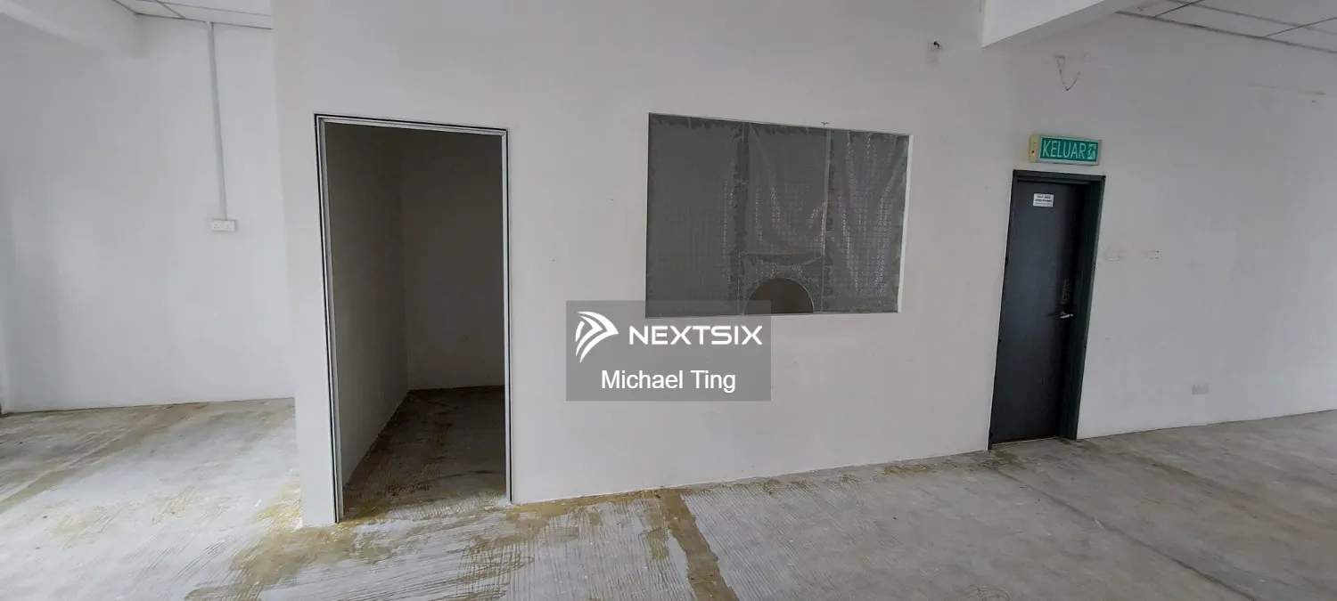 Shop Office For Sale in Kota Tinggi Johor - Image 6