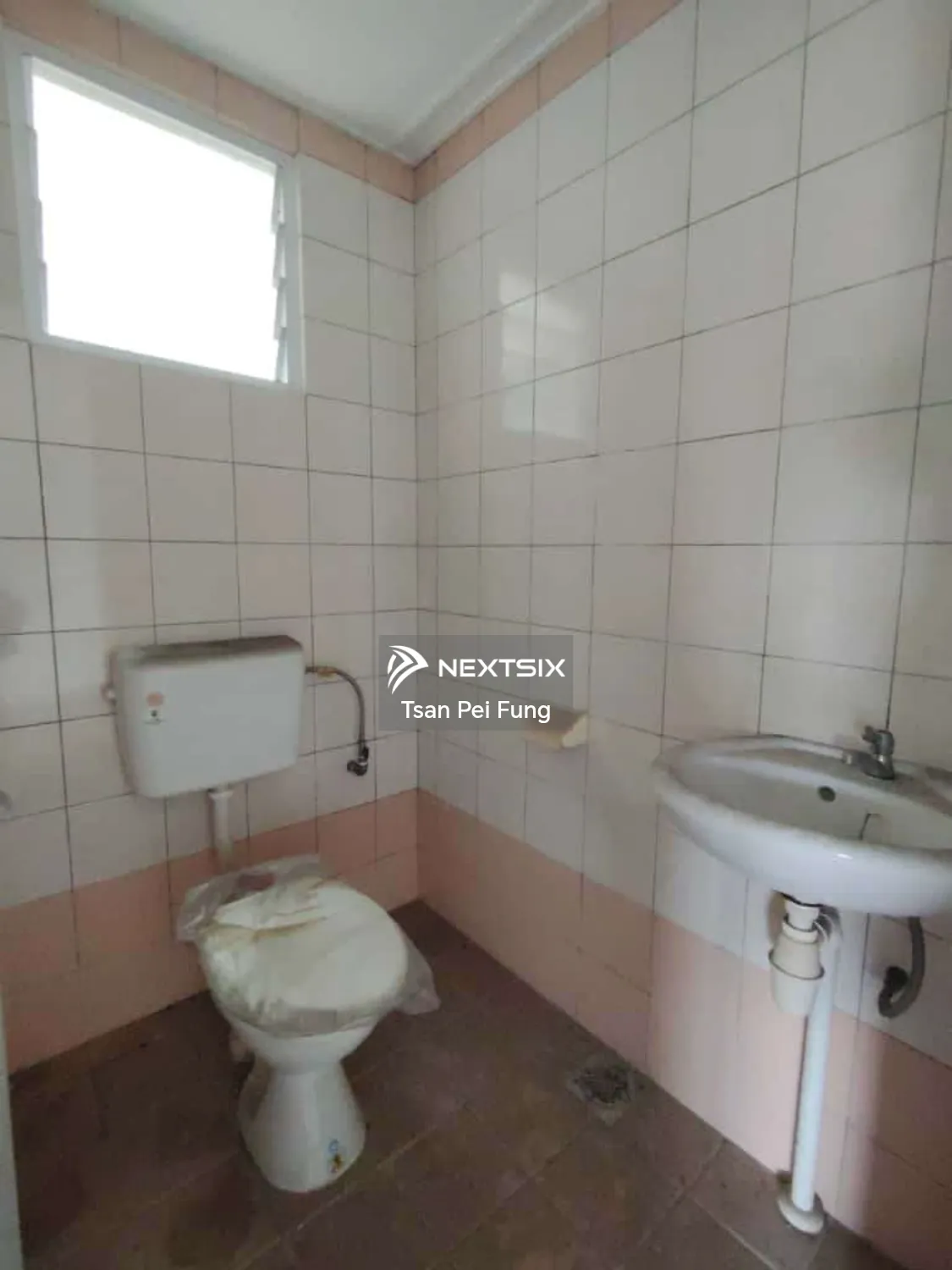 Shop For Rent in Kuching Sarawak - Image 4