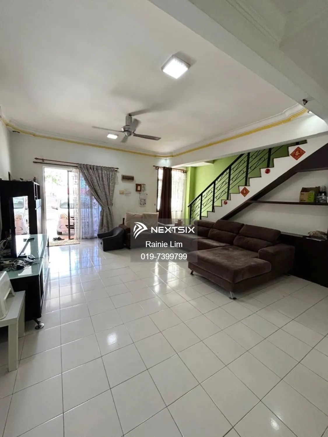 2-sty Terrace/Link House For Sale in Setia Indah Johor - Image 2