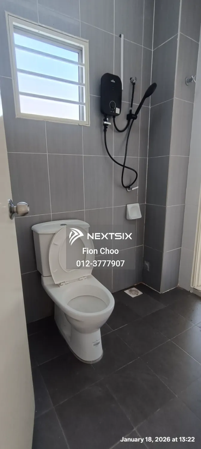 2-sty Terrace/Link House For Sale in Seri Kembangan Selangor - Image 5