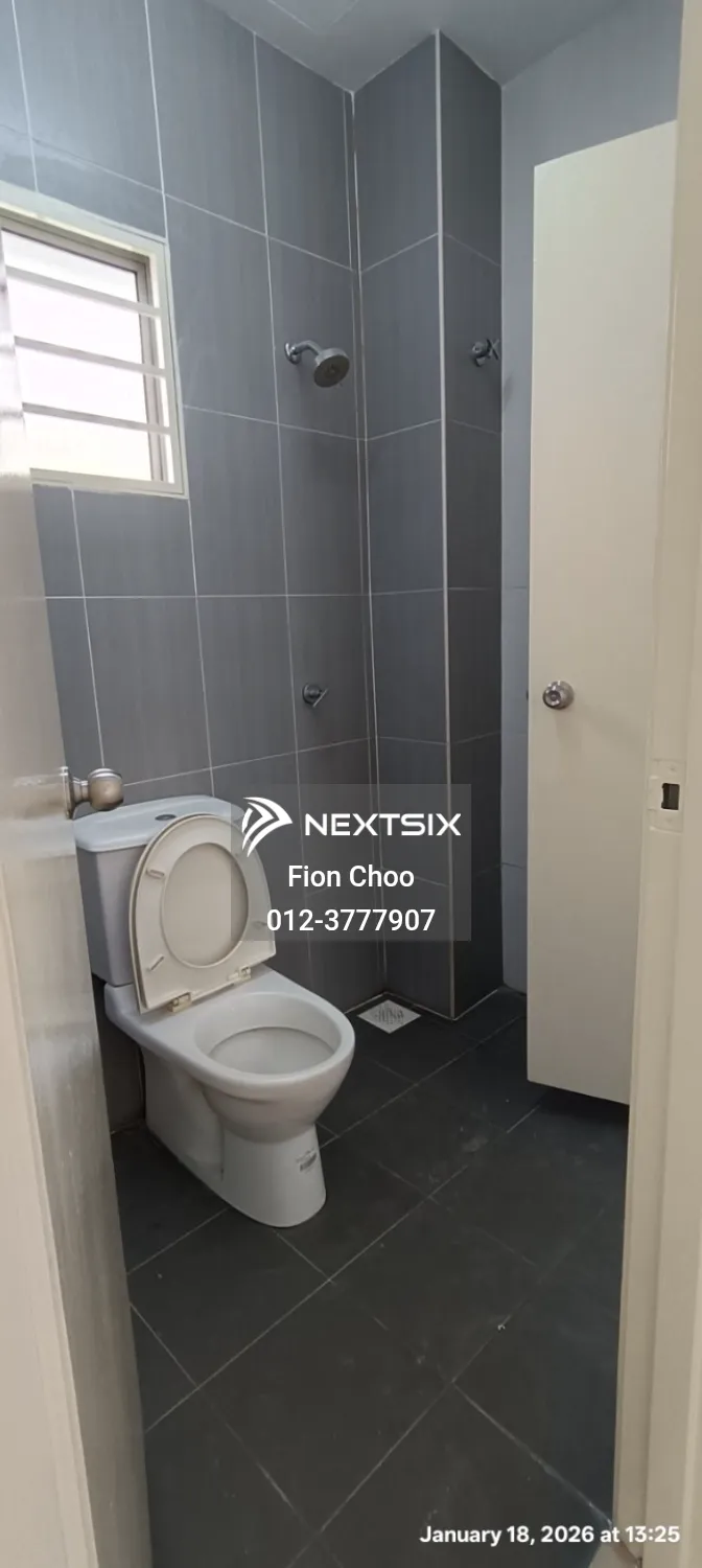 2-sty Terrace/Link House For Sale in Seri Kembangan Selangor - Image 9