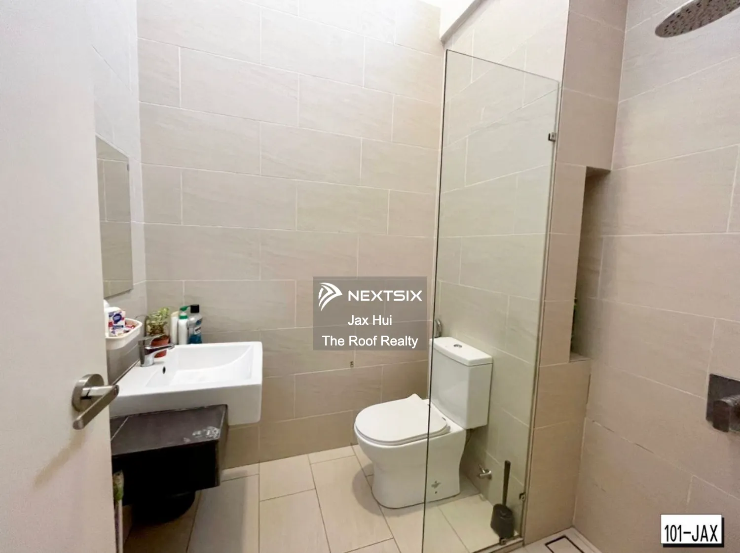 Semi-detached House For Sale in Setia Alam Selangor - Image 9