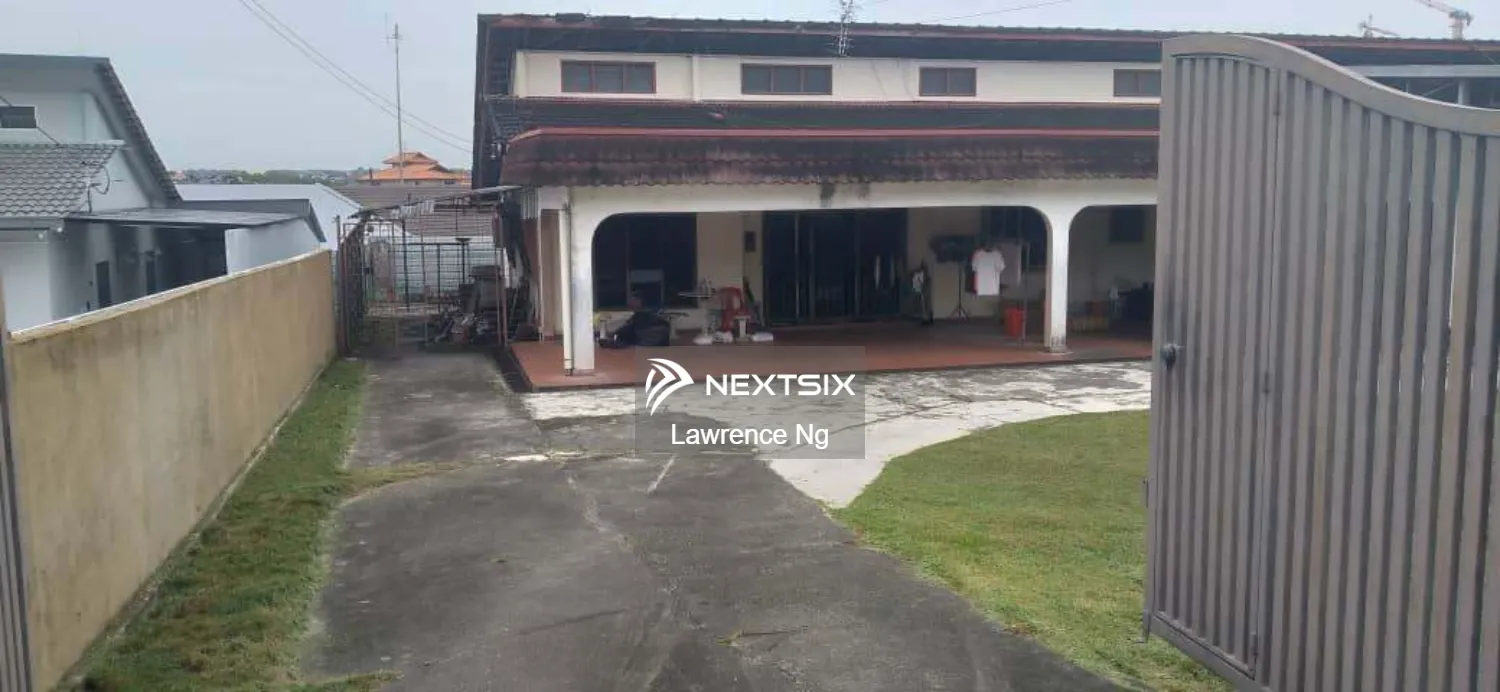 Semi-detached House For Sale in Johor Bahru Johor - Image 8