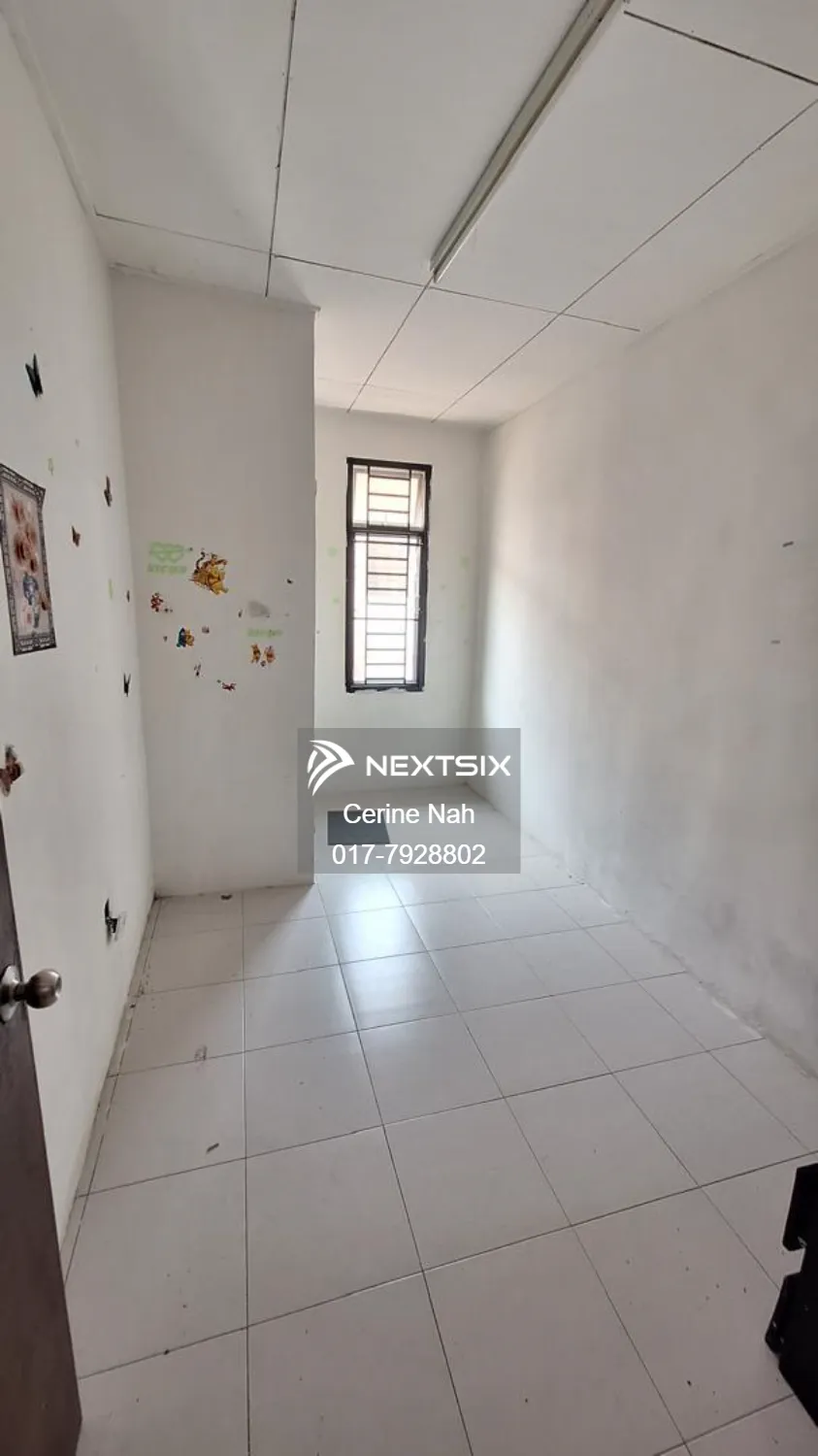 2.5-sty Terrace/Link House For Sale in Kulai Johor - Image 9