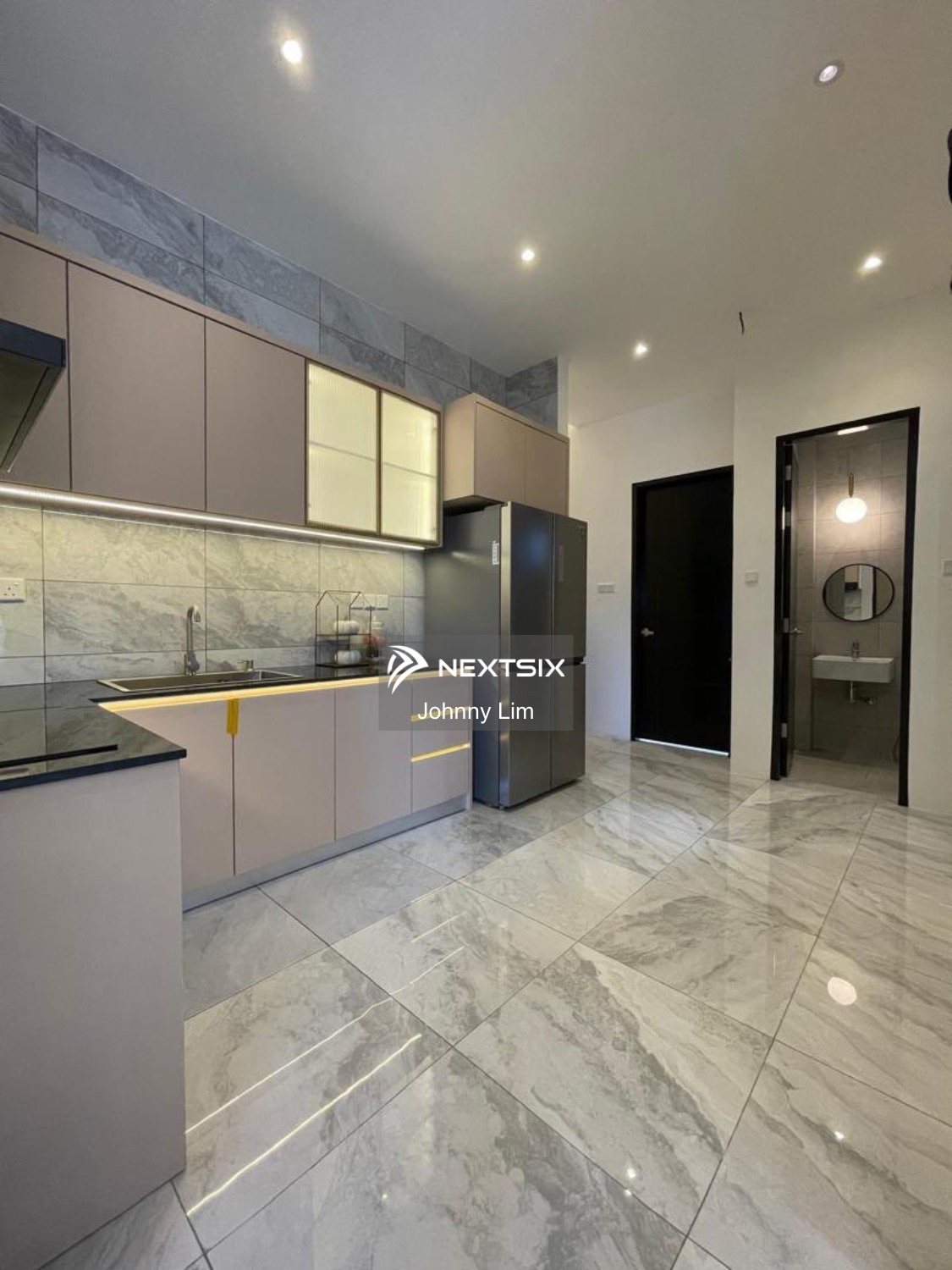 Townhouse For Sale in Kota Samarahan Sarawak - Image 4