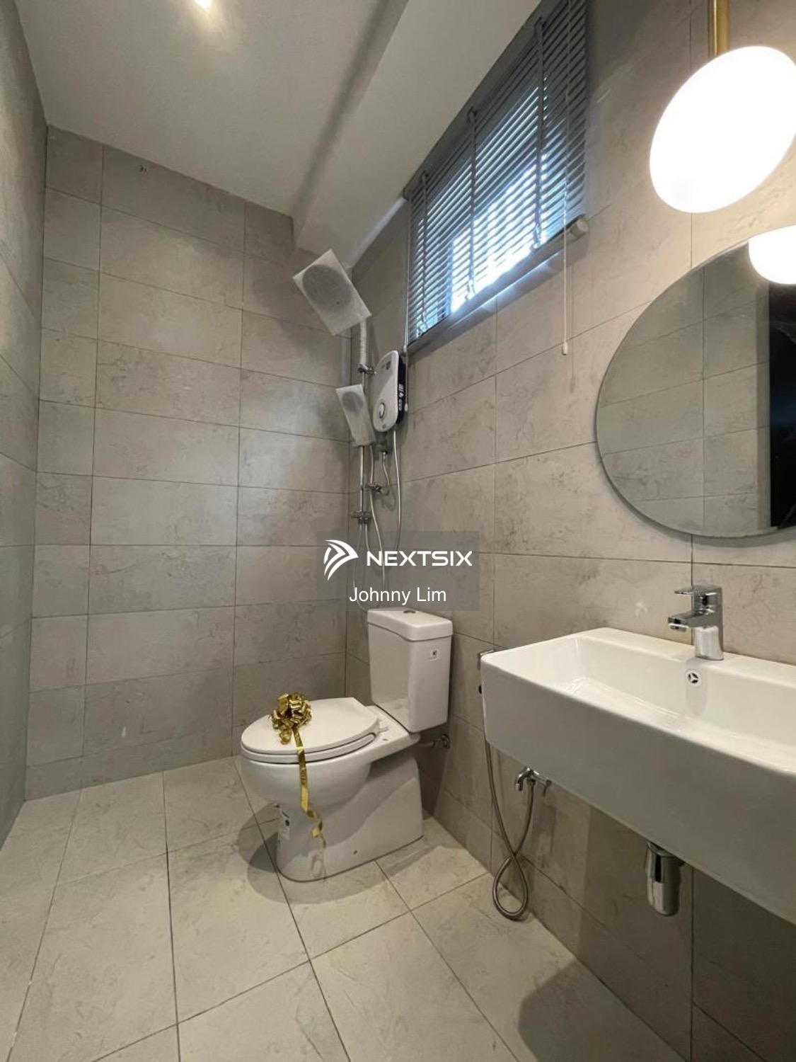 Townhouse For Sale in Kota Samarahan Sarawak - Image 6