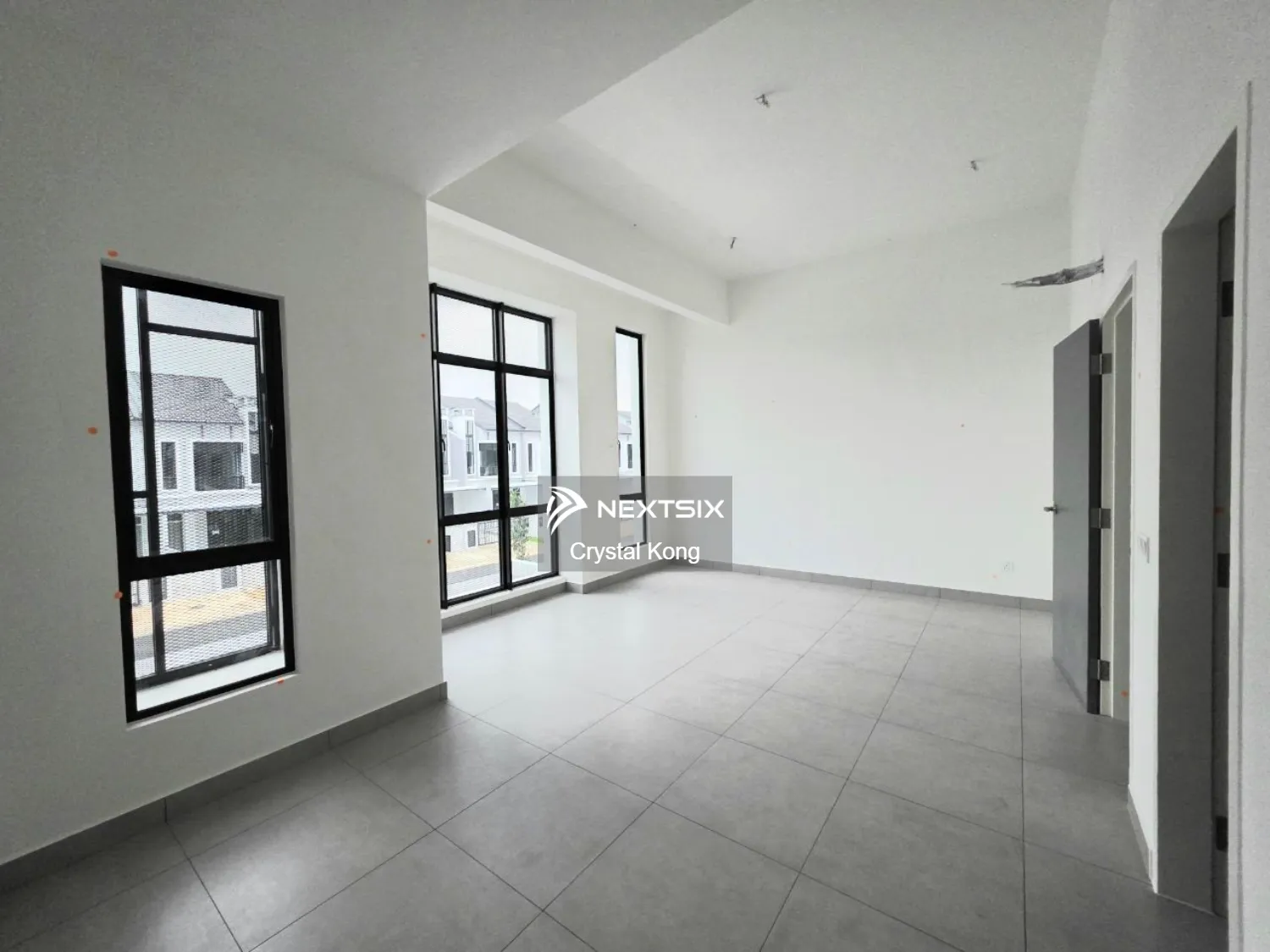 2-sty Terrace/Link House For Sale in Setia Indah Johor - Image 6