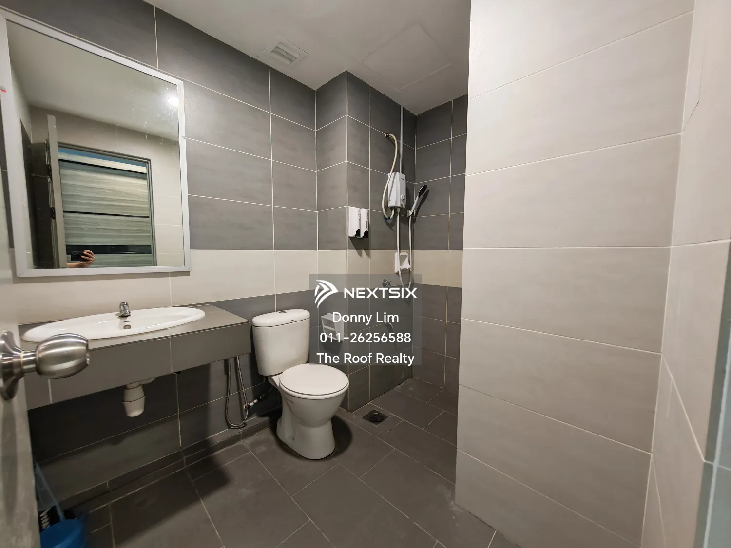 Serviced Residence For Rent in Kuching Sarawak - Image 11