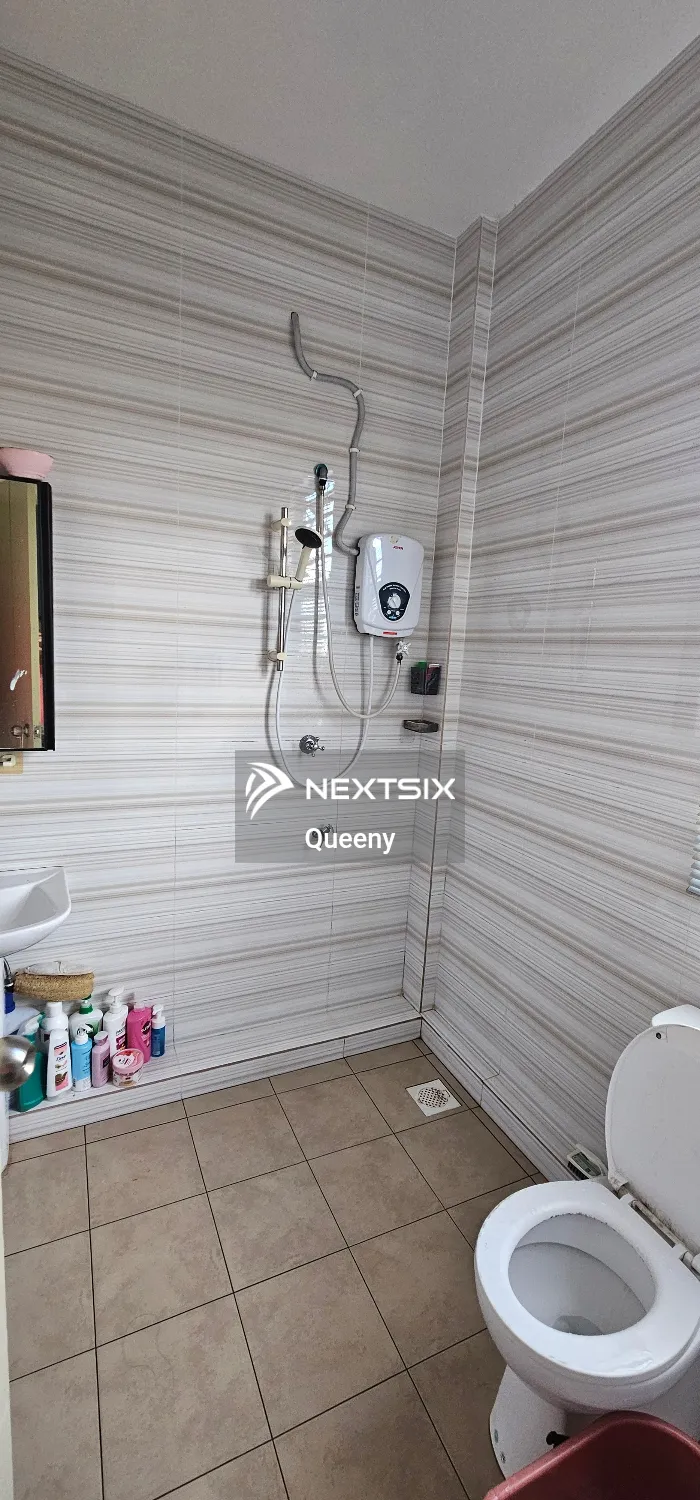 Semi-detached House For Sale in Kuching Sarawak - Image 7