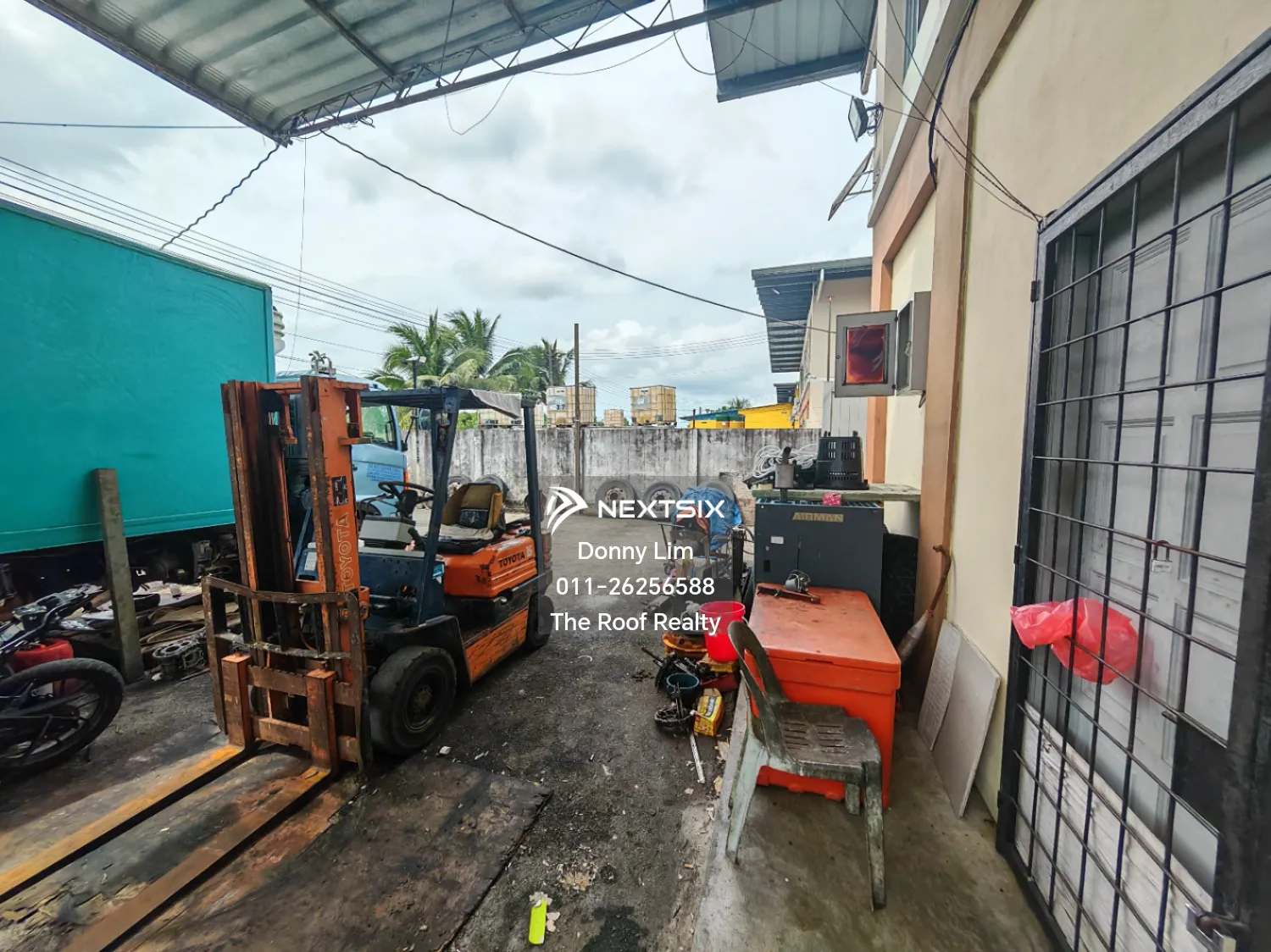 Semi-D Factory For Rent in Kuching Sarawak